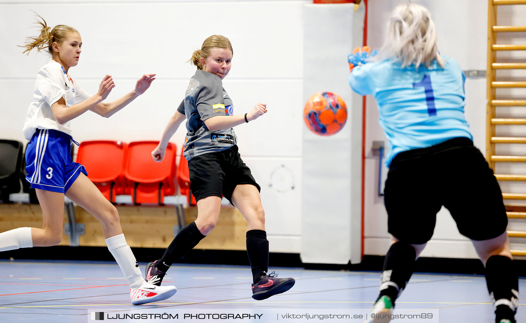 Dina-cupen 2024 1 2-final Falköpings FC 1-IFK Hjo 2-0,dam,Idrottshallen,Töreboda,Sverige,Futsal,,2024,326407