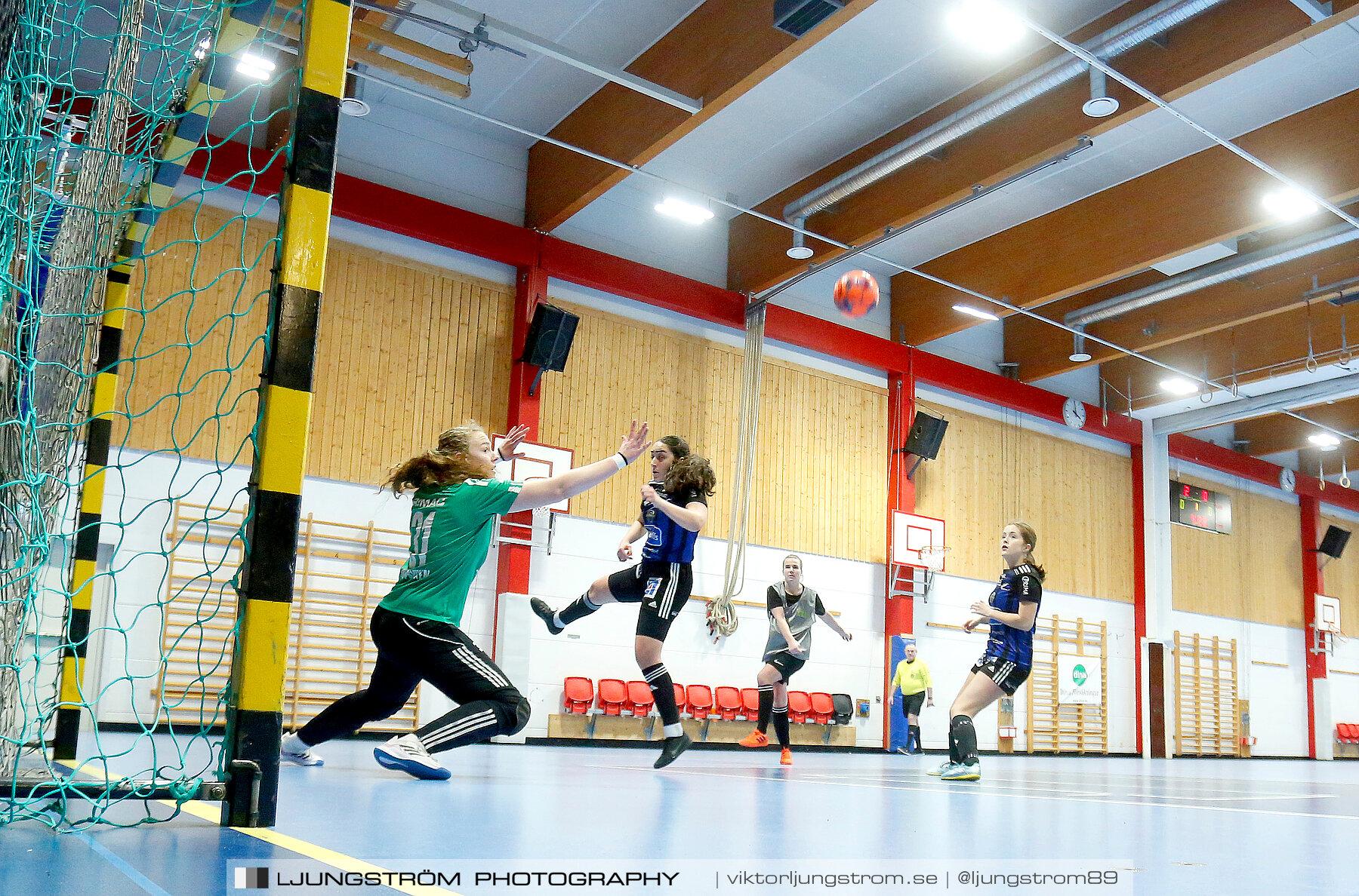 Dina-cupen 2024 1 4-final Skövde KIK-Falköpings FC 2 2-0,dam,Idrottshallen,Töreboda,Sverige,Futsal,,2024,326445