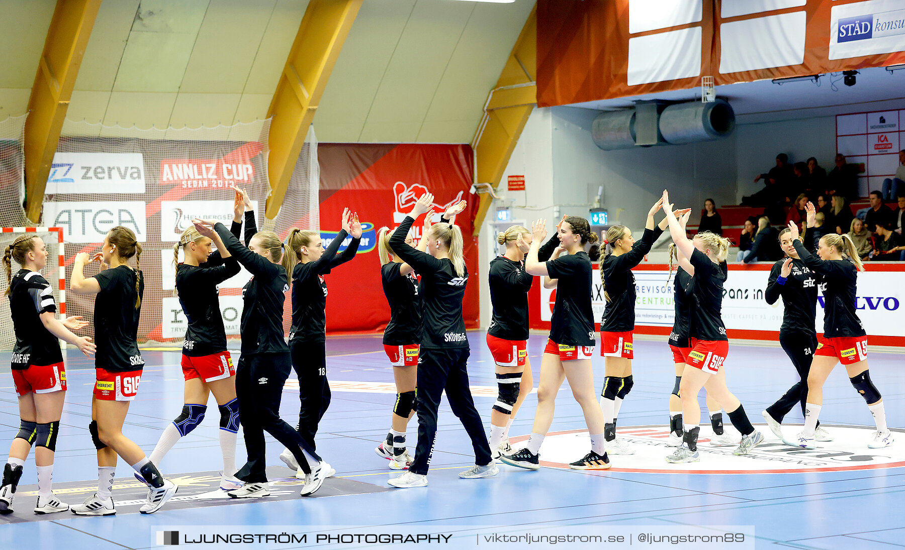 Skövde HF-IF Hallby HK 36-40,dam,Skövde Idrottshall,Skövde,Sverige,Handboll,,2024,326472