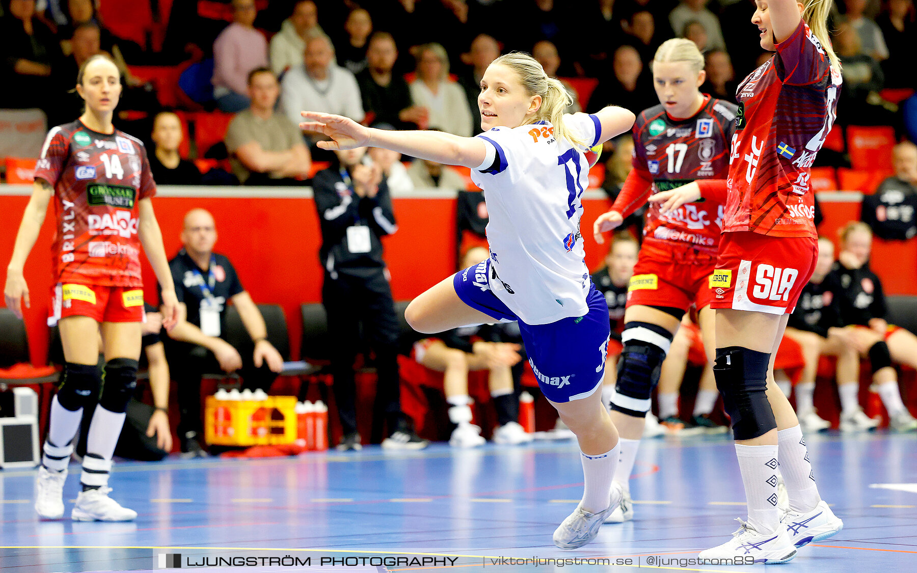 Skövde HF-IF Hallby HK 36-40,dam,Skövde Idrottshall,Skövde,Sverige,Handboll,,2024,326528