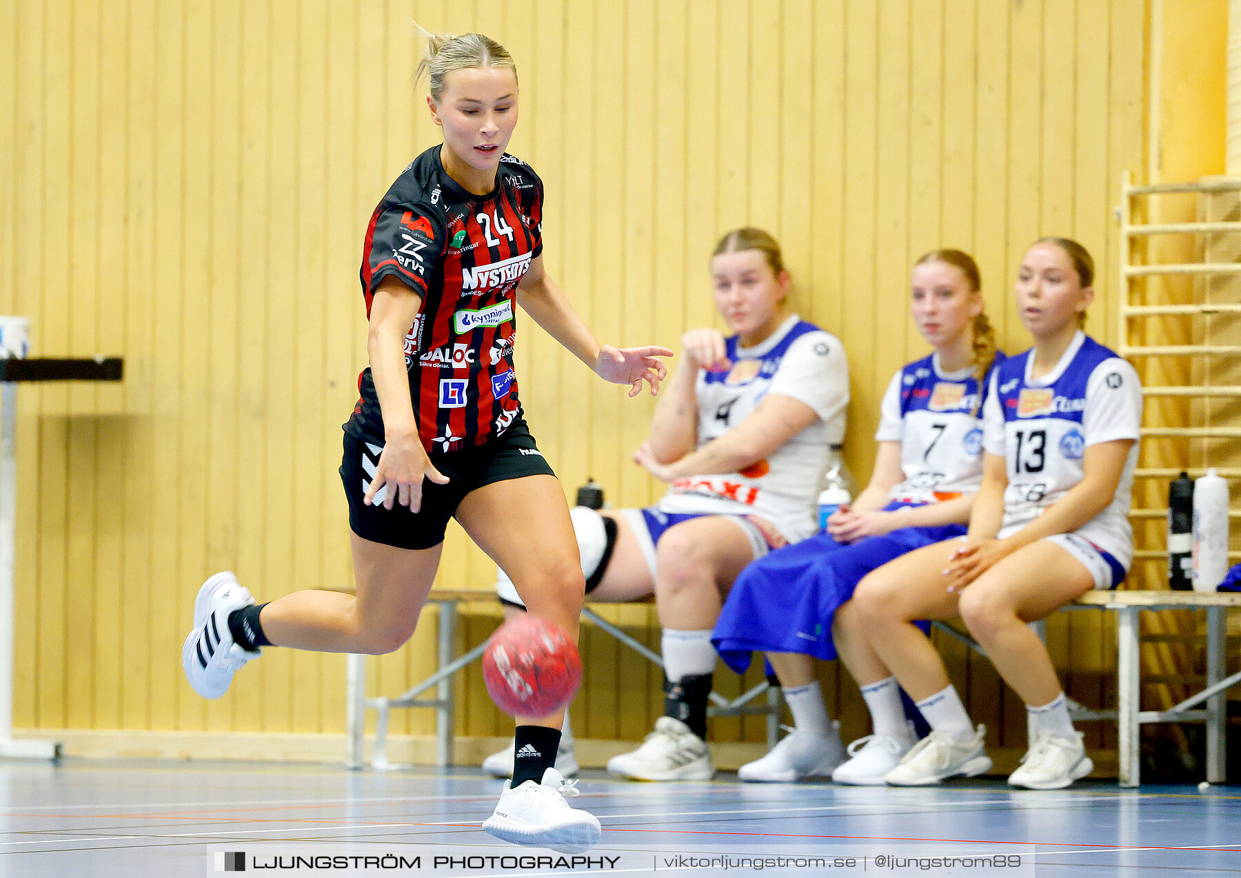 HK Country-Alingsås HK B 21-16,dam,Arena Skövde,Skövde,Sverige,Handboll,,2024,326652