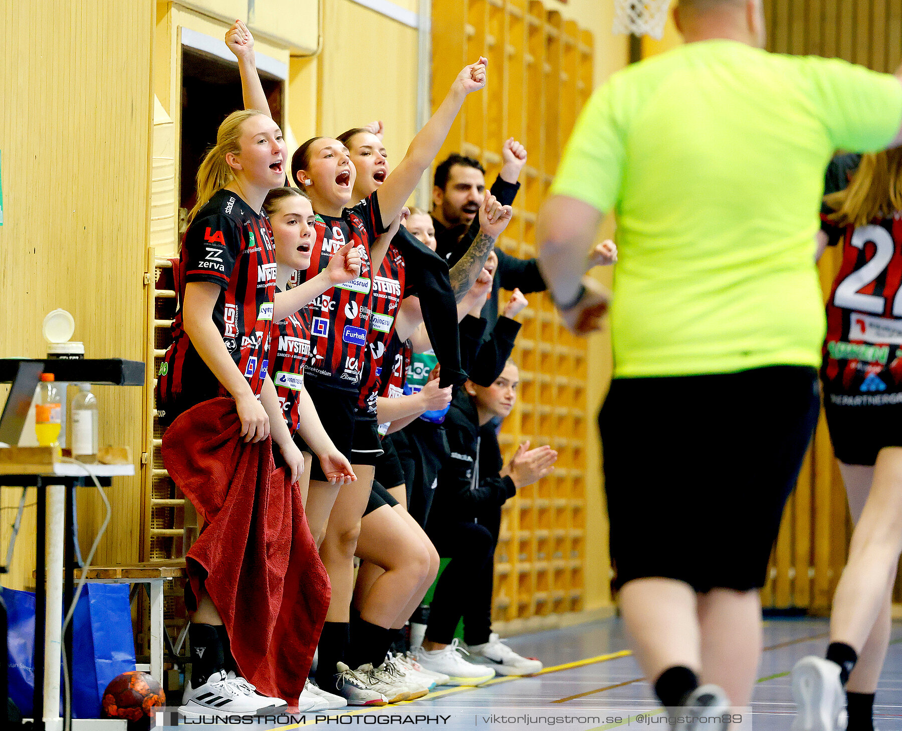 HK Country-Alingsås HK B 21-16,dam,Arena Skövde,Skövde,Sverige,Handboll,,2024,326764