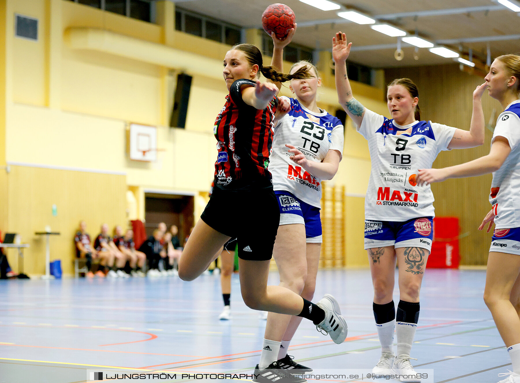 HK Country-Alingsås HK B 21-16,dam,Arena Skövde,Skövde,Sverige,Handboll,,2024,326838