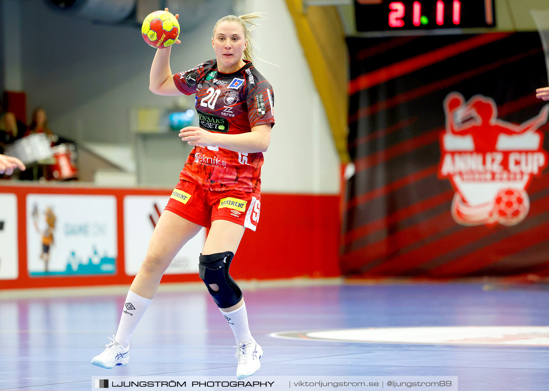 Skövde HF-IF Hallby HK 36-40,dam,Skövde Idrottshall,Skövde,Sverige,Handboll,,2024,326919