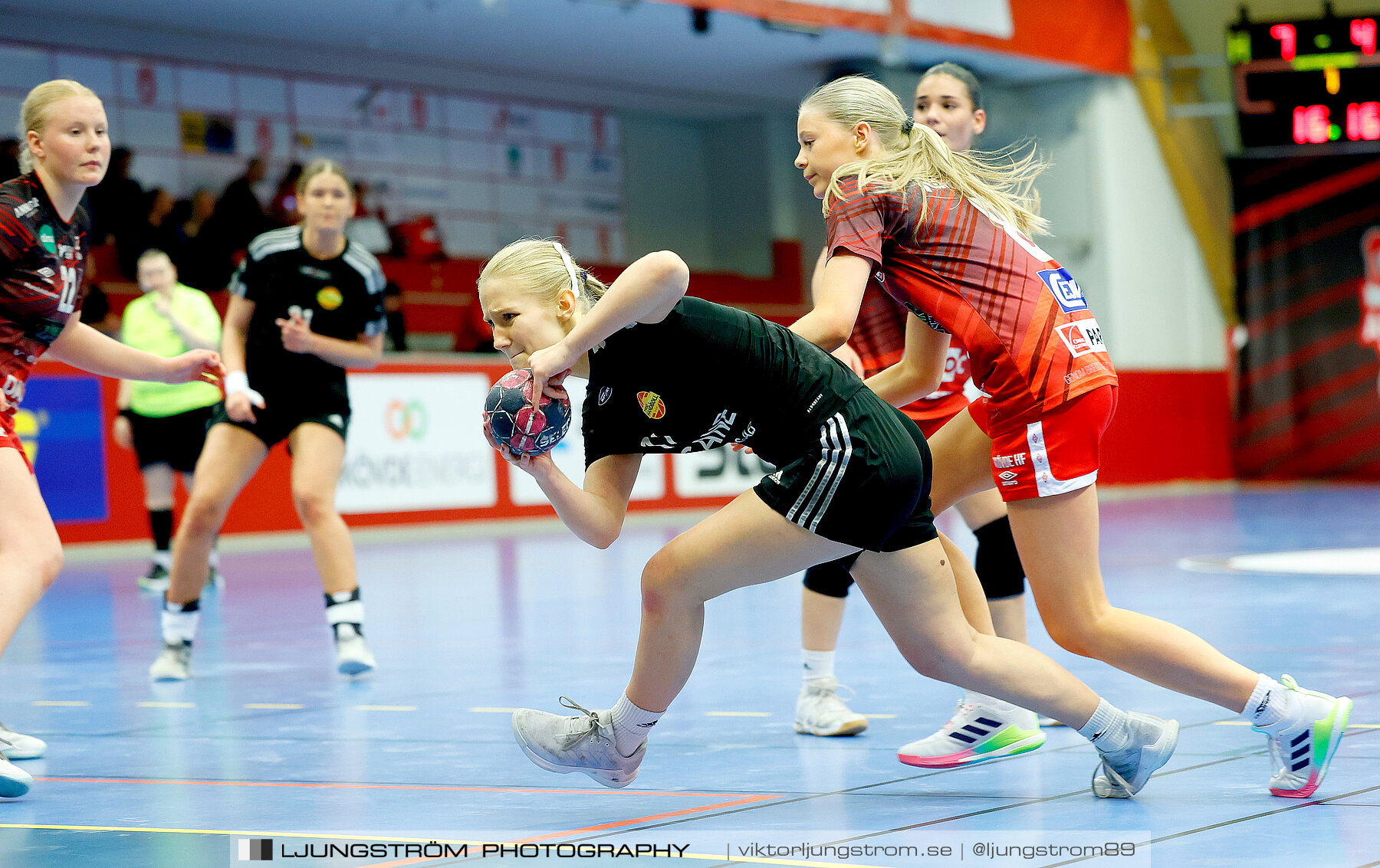 USM F16 Steg 3 Skövde HF 2-Tyresö Handboll 22-21,dam,Skövde Idrottshall,Skövde,Sverige,Handboll,,2024,328410