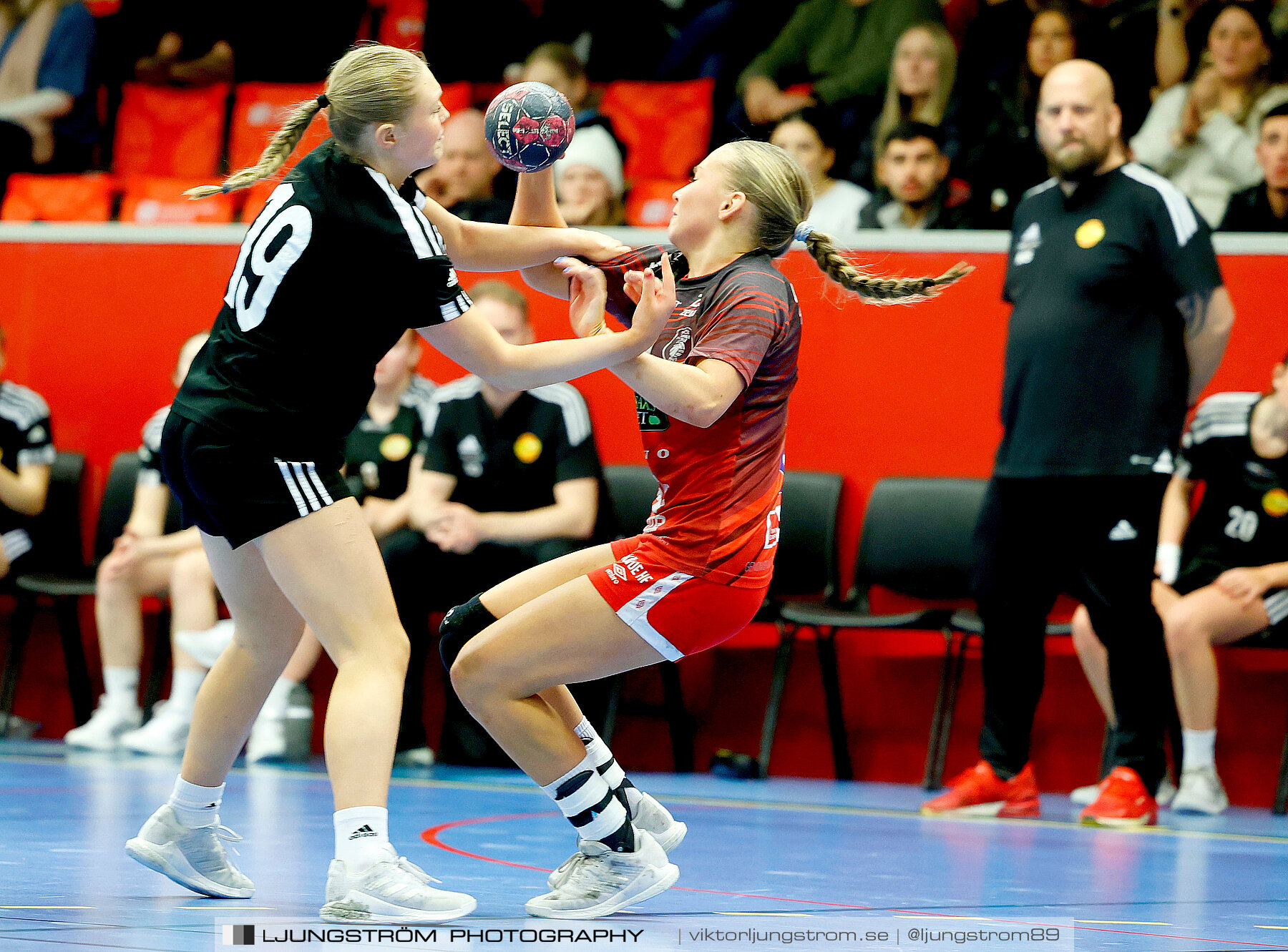 USM F16 Steg 3 Skövde HF 2-Tyresö Handboll 22-21,dam,Skövde Idrottshall,Skövde,Sverige,Handboll,,2024,328550