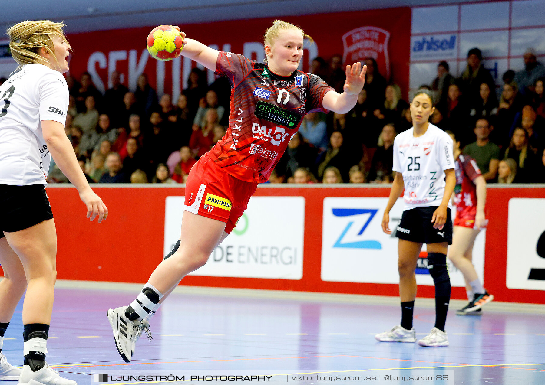 Skövde HF-Lugi HF 31-28,dam,Skövde Idrottshall,Skövde,Sverige,Handboll,,2024,328830