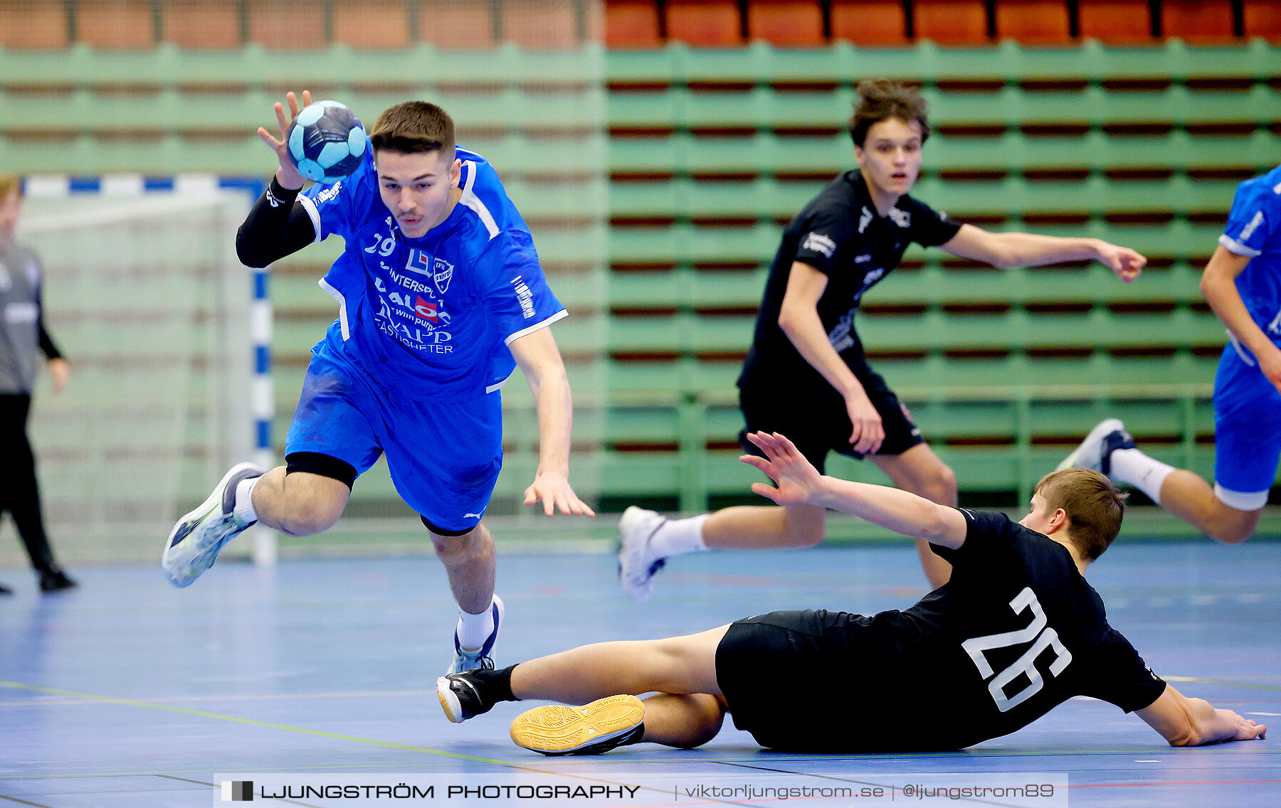 USM P16 Steg 3 IFK Skövde HK 1-Halmstad HF Röd 26-17,herr,Arena Skövde,Skövde,Sverige,Ungdoms-SM,Handboll,2024,328985