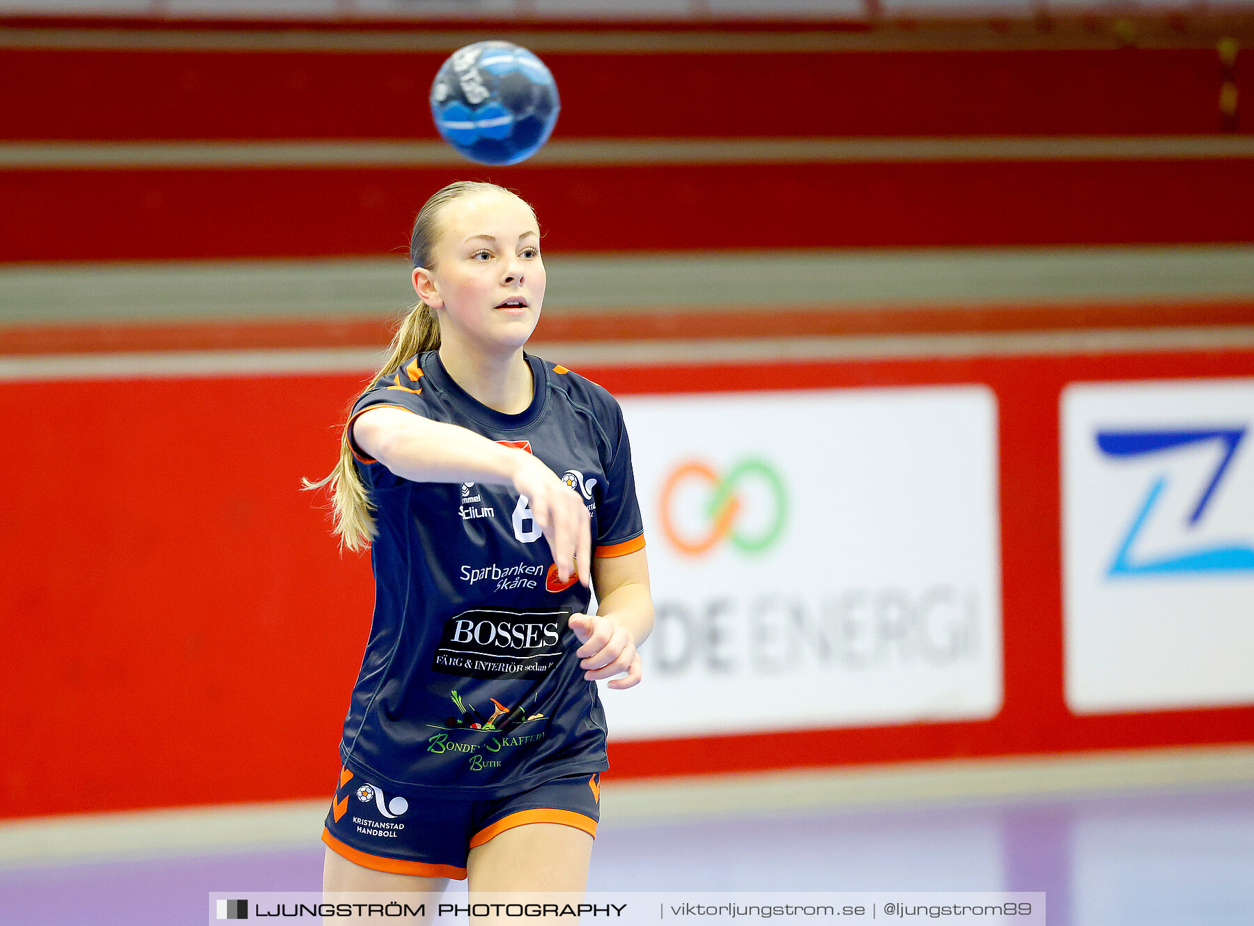 USM F14 Steg 3A Skövde HF Vit-Kristianstad HK 17-18,dam,Skövde Idrottshall,Skövde,Sverige,Ungdoms-SM,Handboll,2024,329449