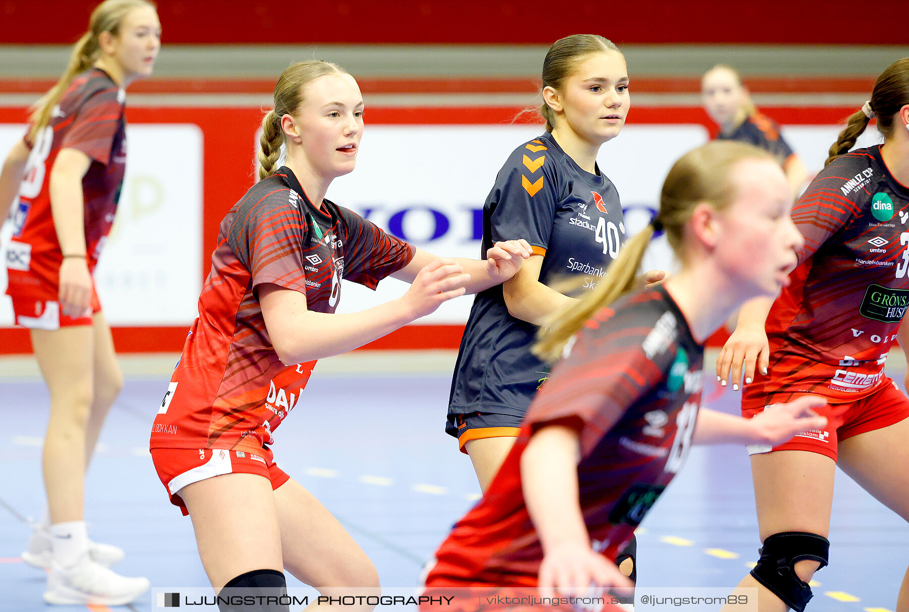 USM F14 Steg 3A Skövde HF Vit-Kristianstad HK 17-18,dam,Skövde Idrottshall,Skövde,Sverige,Ungdoms-SM,Handboll,2024,329484