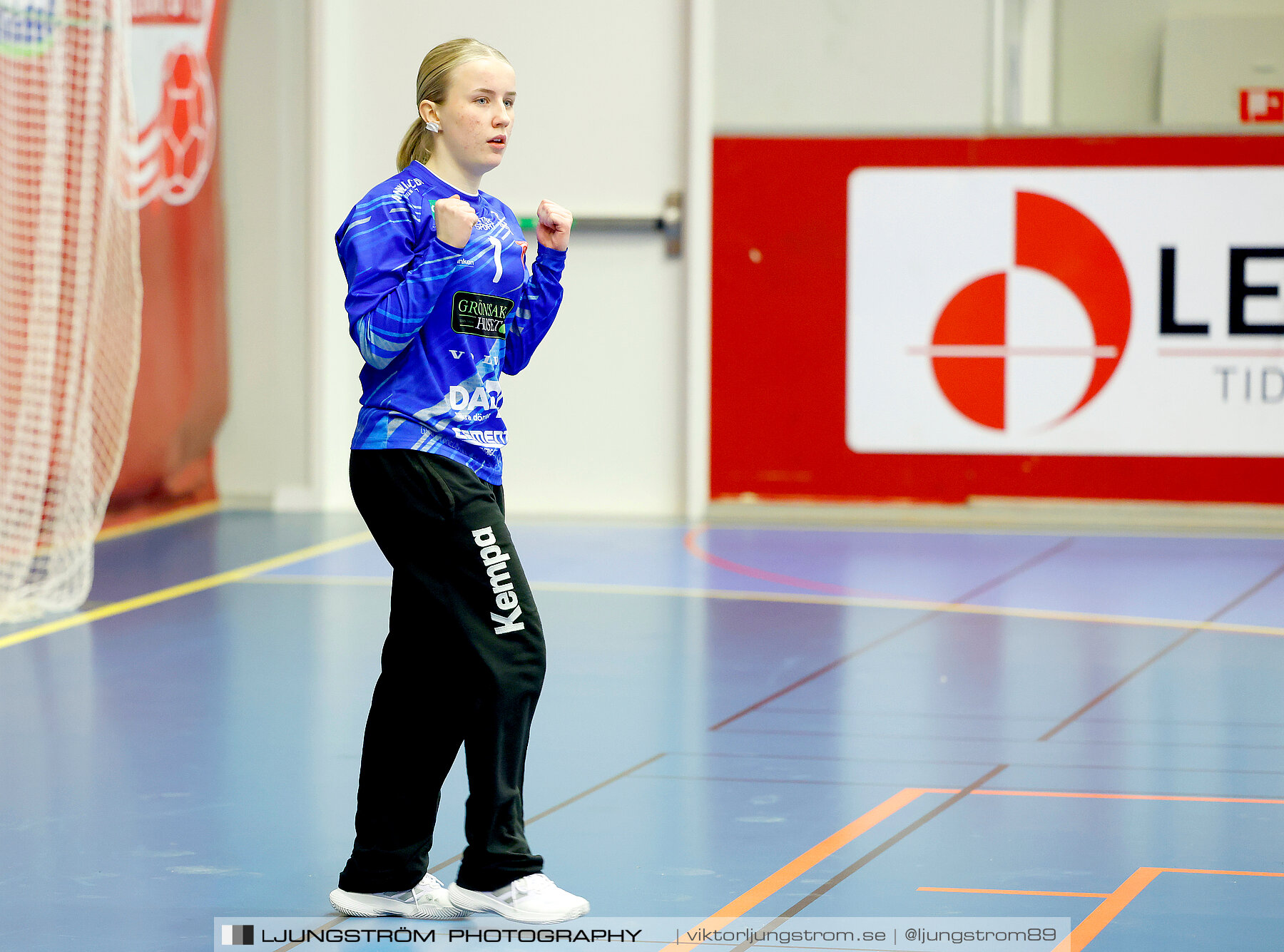 USM F14 Steg 3A Skövde HF Vit-Kristianstad HK 17-18,dam,Skövde Idrottshall,Skövde,Sverige,Ungdoms-SM,Handboll,2024,329529