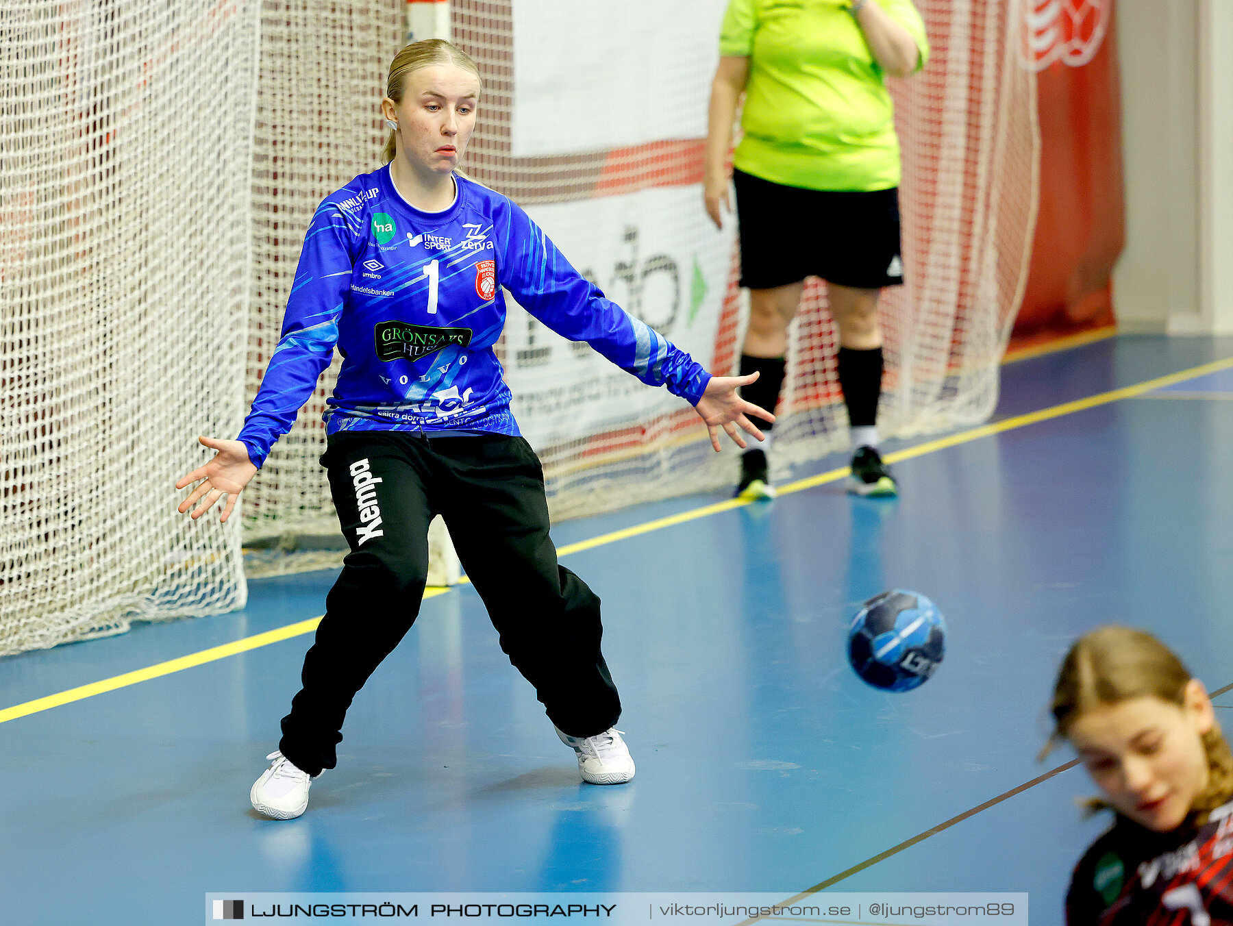 USM F14 Steg 3A Skövde HF Vit-Kristianstad HK 17-18,dam,Skövde Idrottshall,Skövde,Sverige,Ungdoms-SM,Handboll,2024,329538