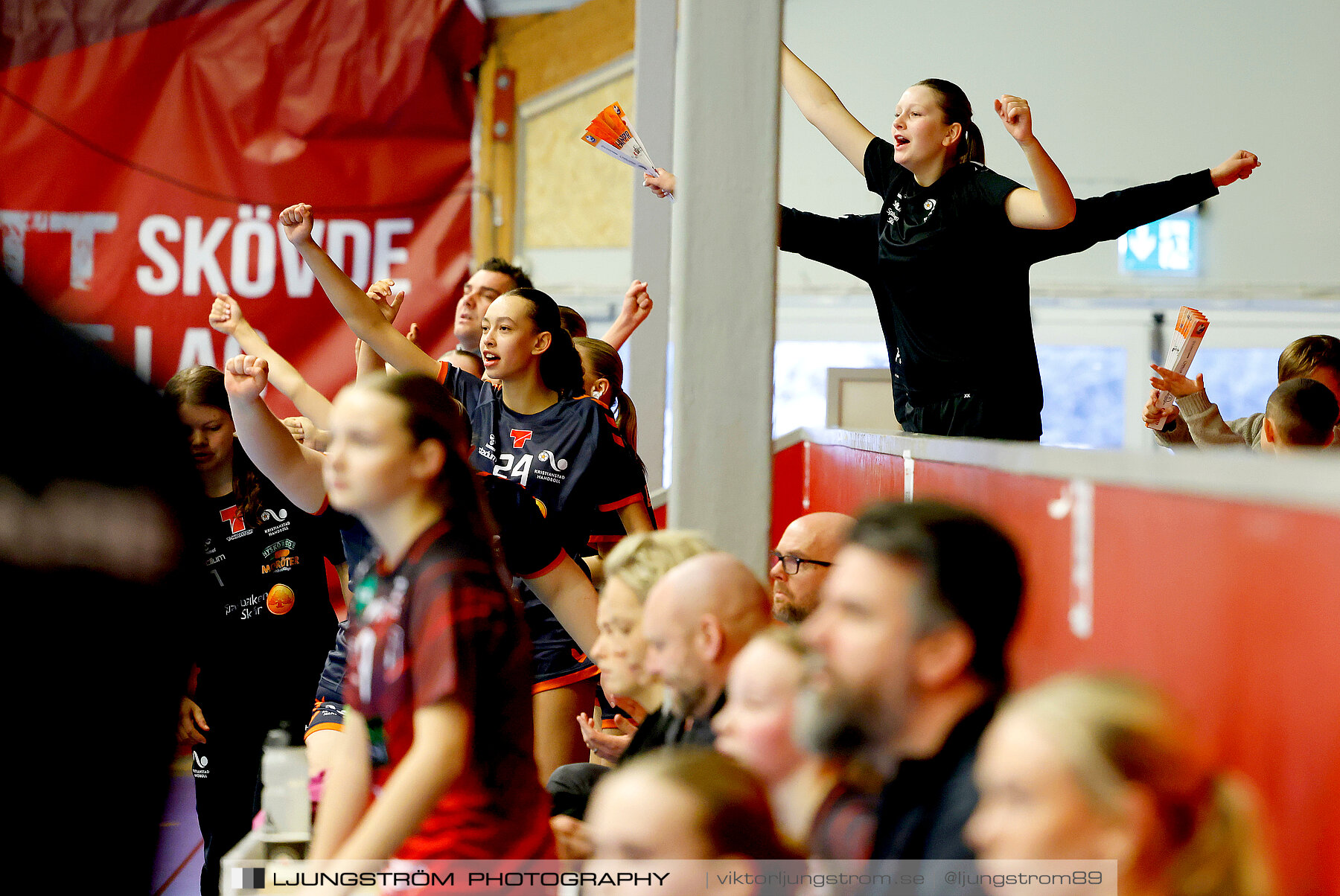 USM F14 Steg 3A Skövde HF Vit-Kristianstad HK 17-18,dam,Skövde Idrottshall,Skövde,Sverige,Ungdoms-SM,Handboll,2024,329541