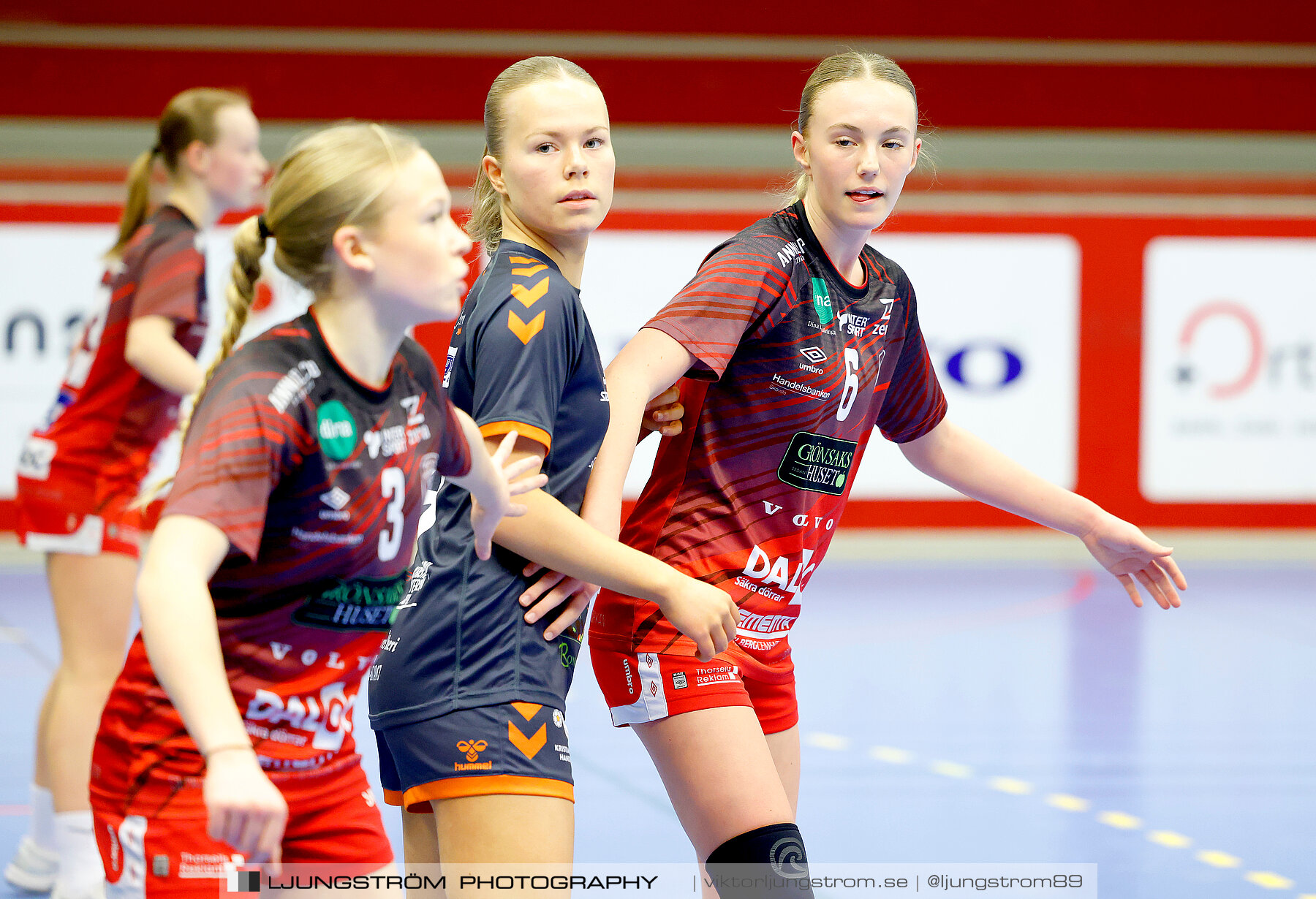 USM F14 Steg 3A Skövde HF Vit-Kristianstad HK 17-18,dam,Skövde Idrottshall,Skövde,Sverige,Ungdoms-SM,Handboll,2024,329543