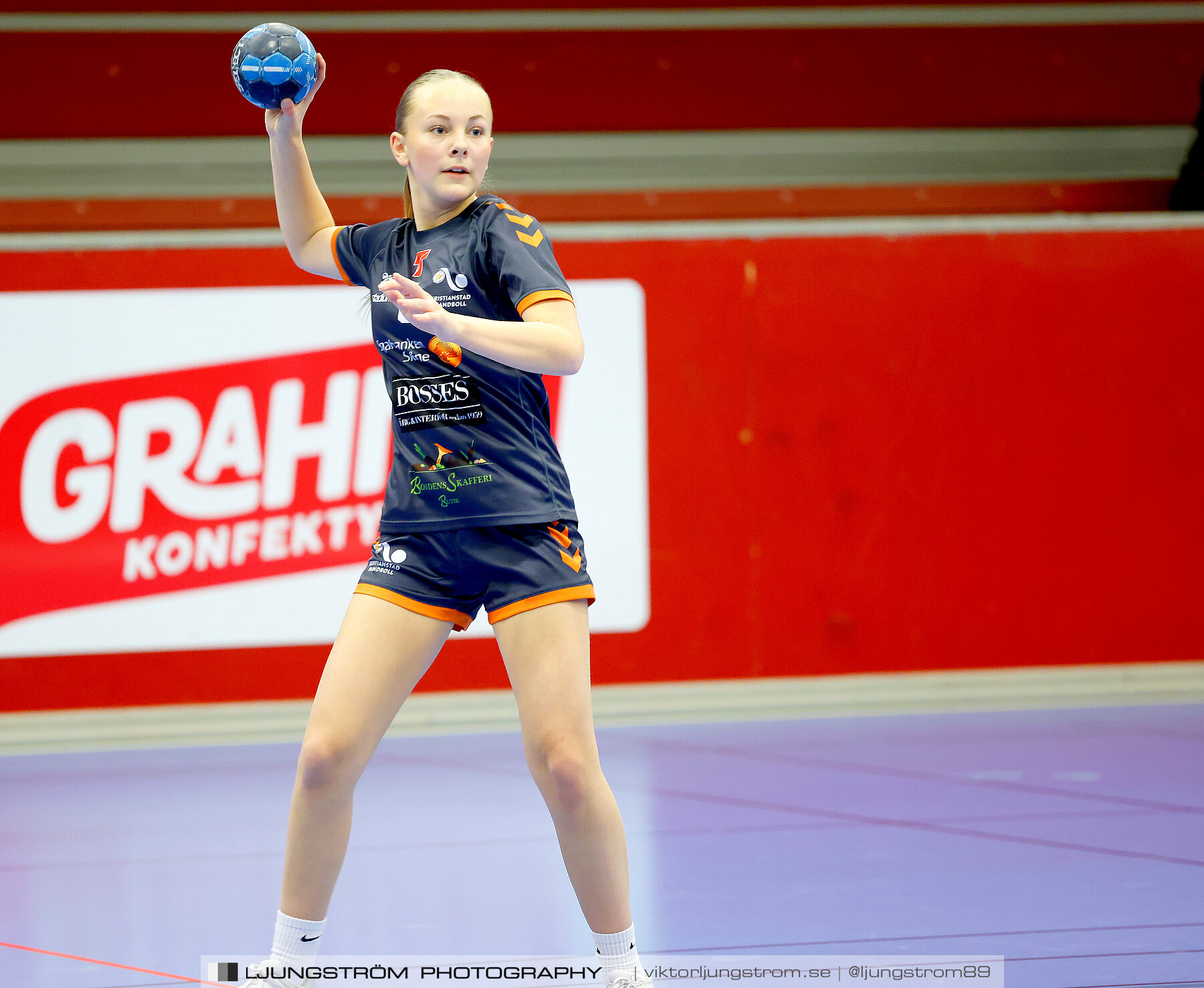 USM F14 Steg 3A Skövde HF Vit-Kristianstad HK 17-18,dam,Skövde Idrottshall,Skövde,Sverige,Ungdoms-SM,Handboll,2024,329549