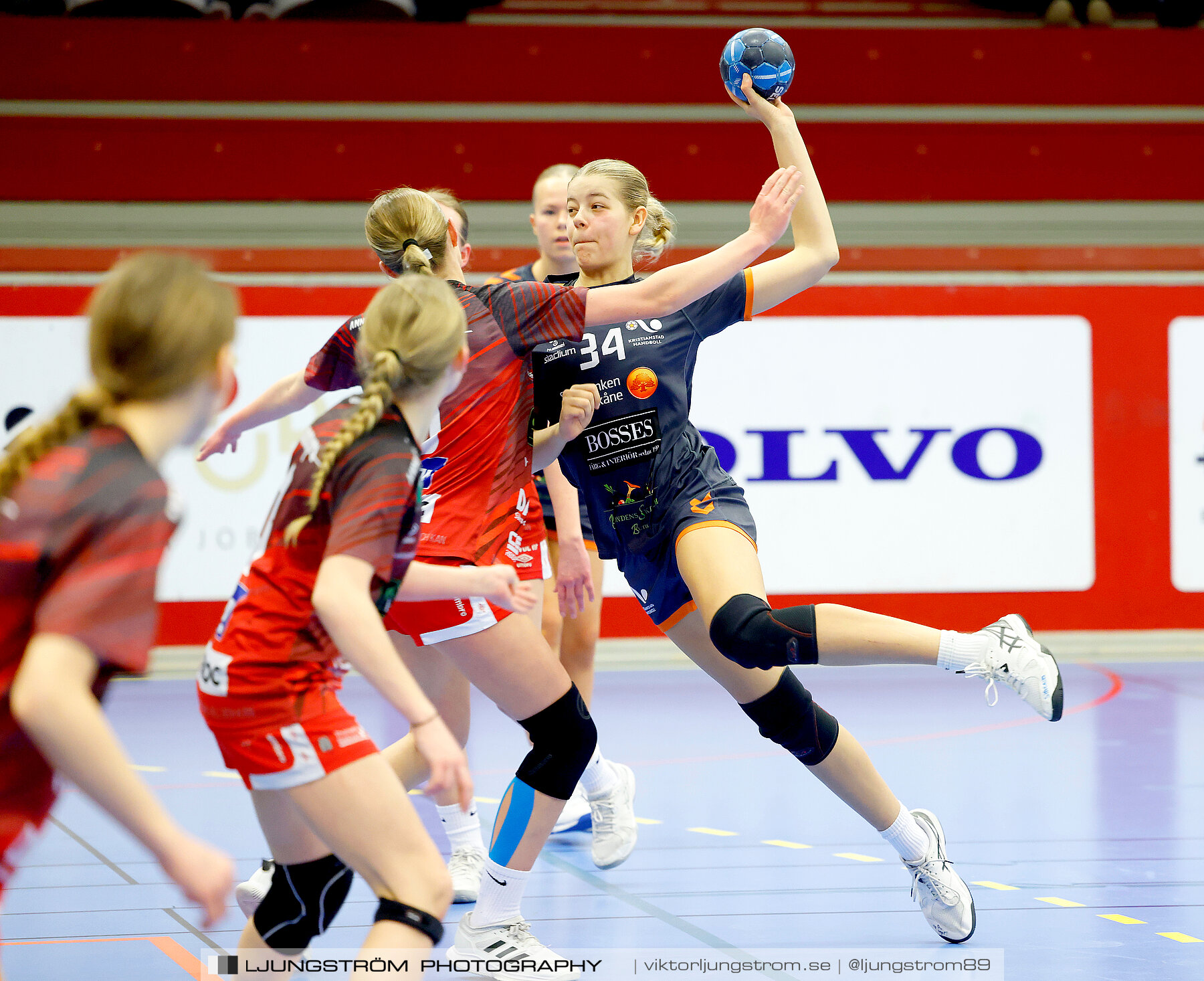 USM F14 Steg 3A Skövde HF Vit-Kristianstad HK 17-18,dam,Skövde Idrottshall,Skövde,Sverige,Ungdoms-SM,Handboll,2024,329571