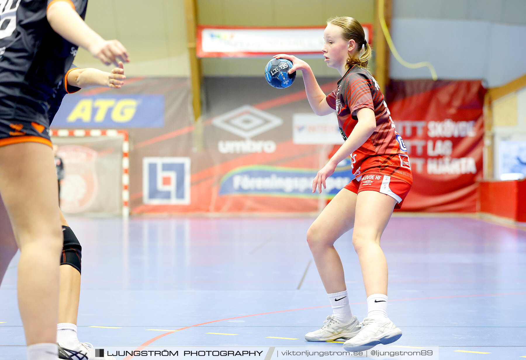 USM F14 Steg 3A Skövde HF Vit-Kristianstad HK 17-18,dam,Skövde Idrottshall,Skövde,Sverige,Ungdoms-SM,Handboll,2024,329580