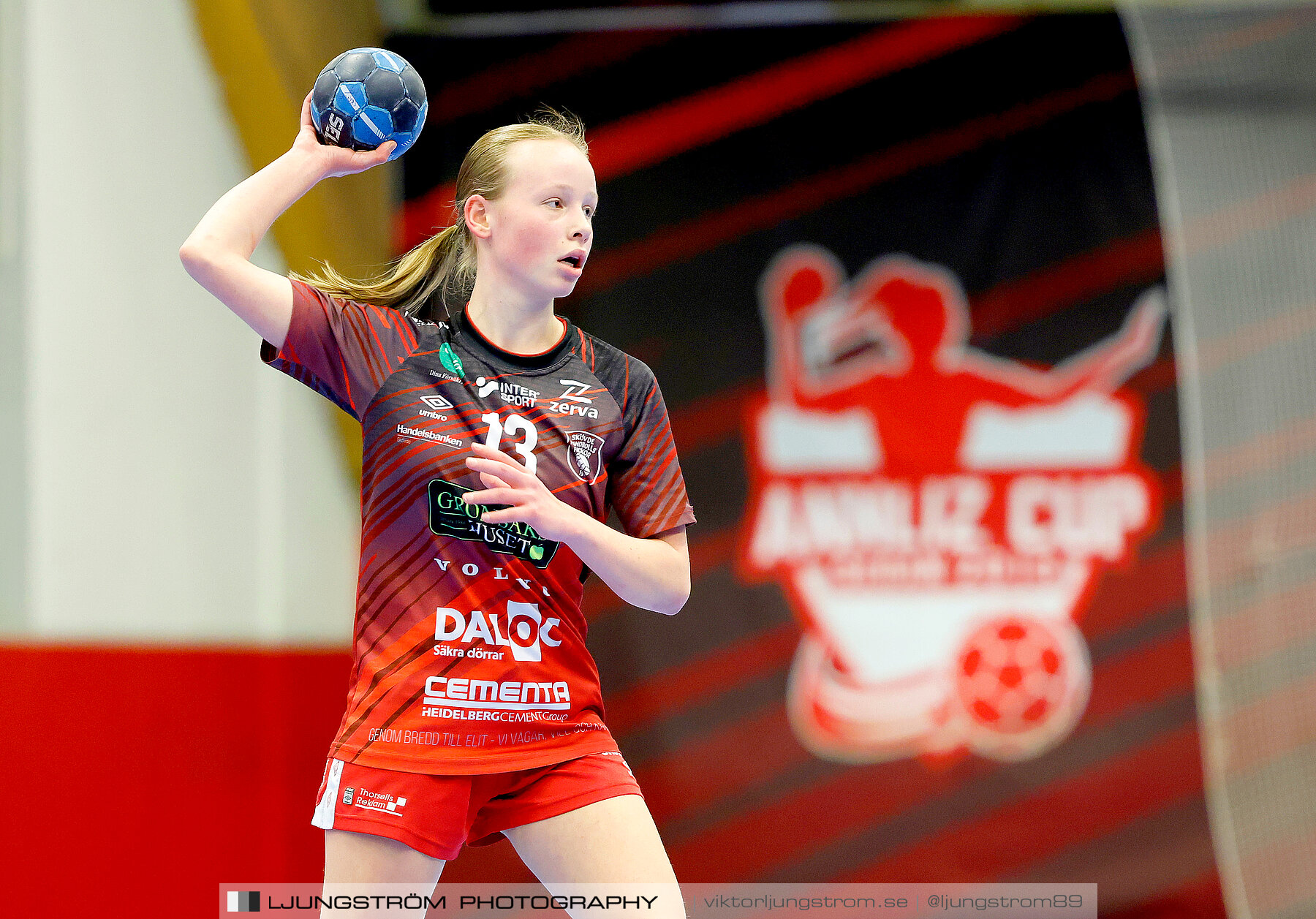 USM F14 Steg 3A Skövde HF Vit-Kristianstad HK 17-18,dam,Skövde Idrottshall,Skövde,Sverige,Ungdoms-SM,Handboll,2024,329605