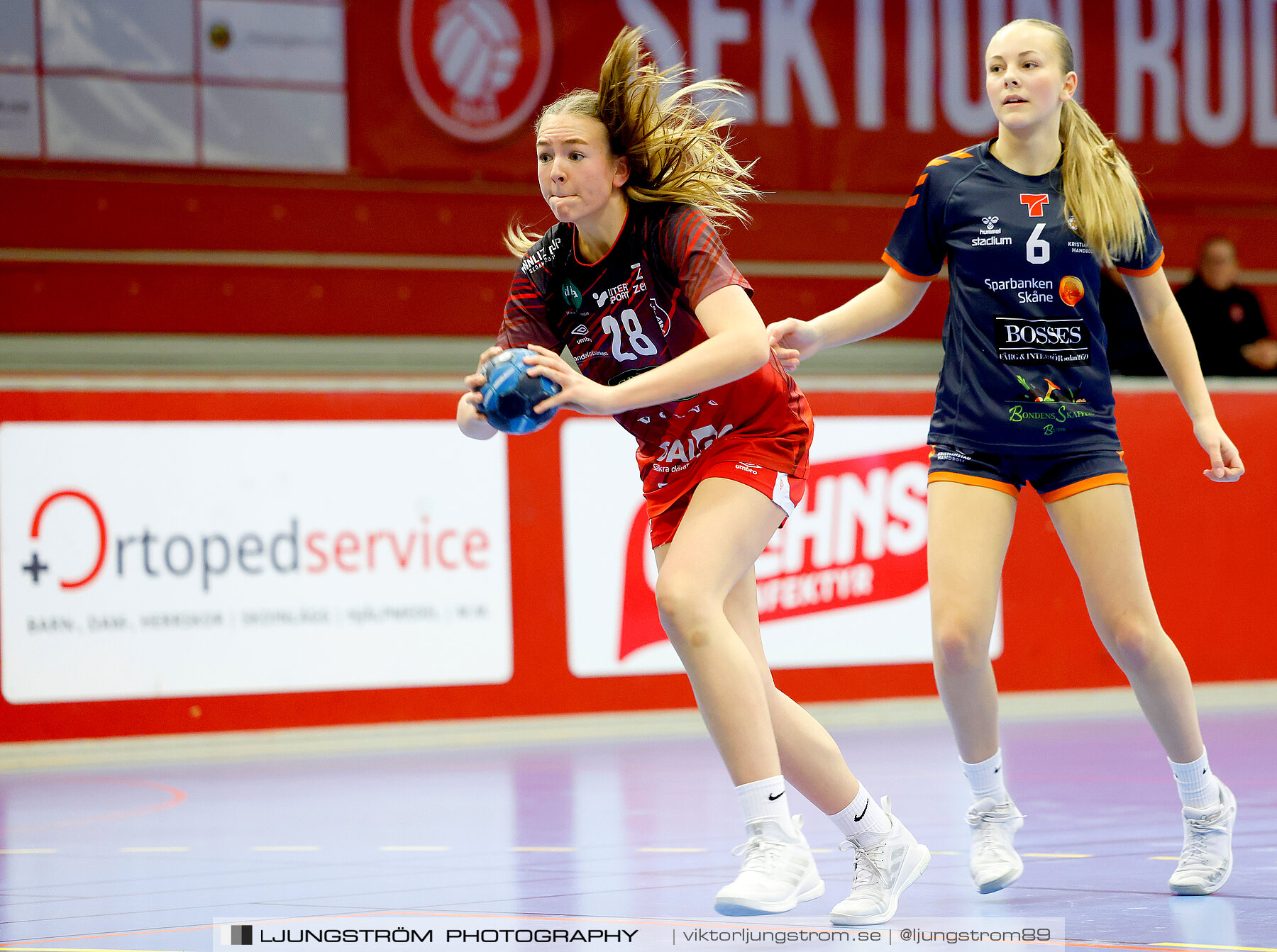 USM F14 Steg 3A Skövde HF Vit-Kristianstad HK 17-18,dam,Skövde Idrottshall,Skövde,Sverige,Ungdoms-SM,Handboll,2024,329659