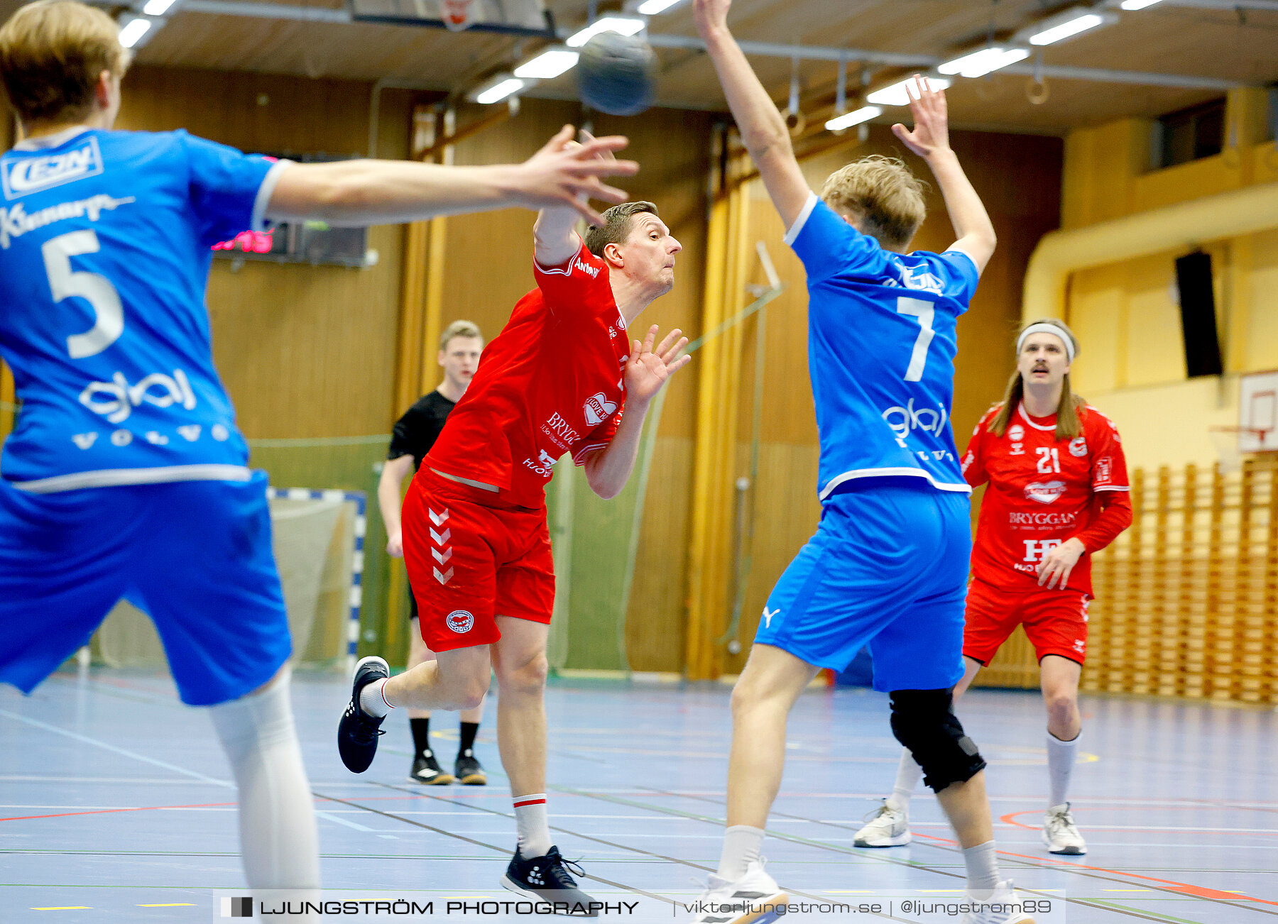 HK Blå Kamraterna-HK Guldkroken Hjo 31-38,herr,Arena Skövde,Skövde,Sverige,Handboll,,2024,330253