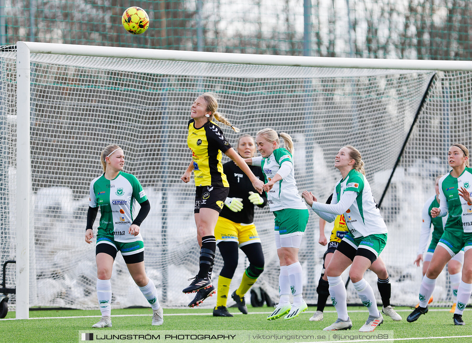 Träningsmatch Skultorps IF-Vinninga AIF 6-1,dam,Södermalms IP,Skövde,Sverige,Fotboll,,2024,331023