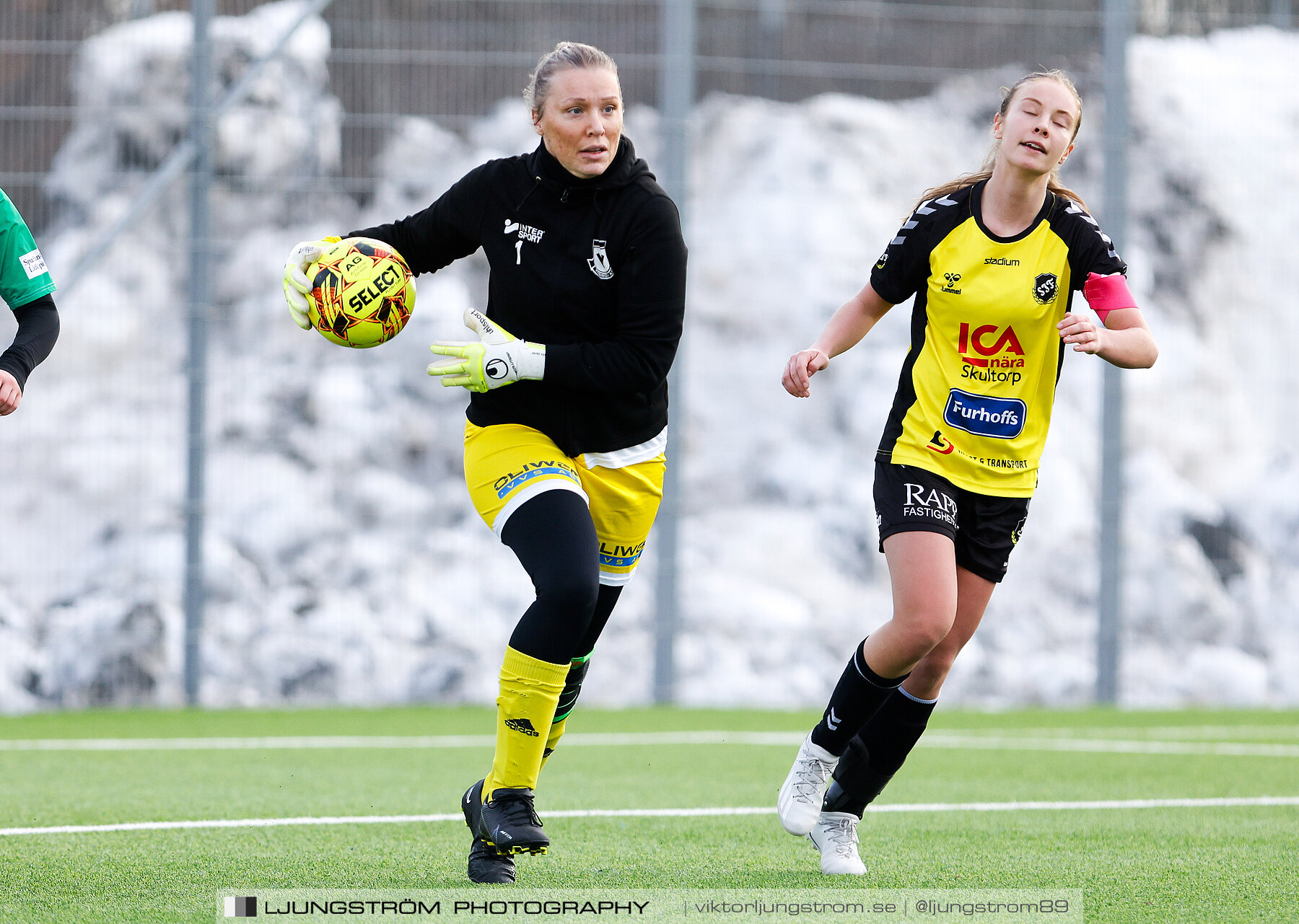 Träningsmatch Skultorps IF-Vinninga AIF 6-1,dam,Södermalms IP,Skövde,Sverige,Fotboll,,2024,331090