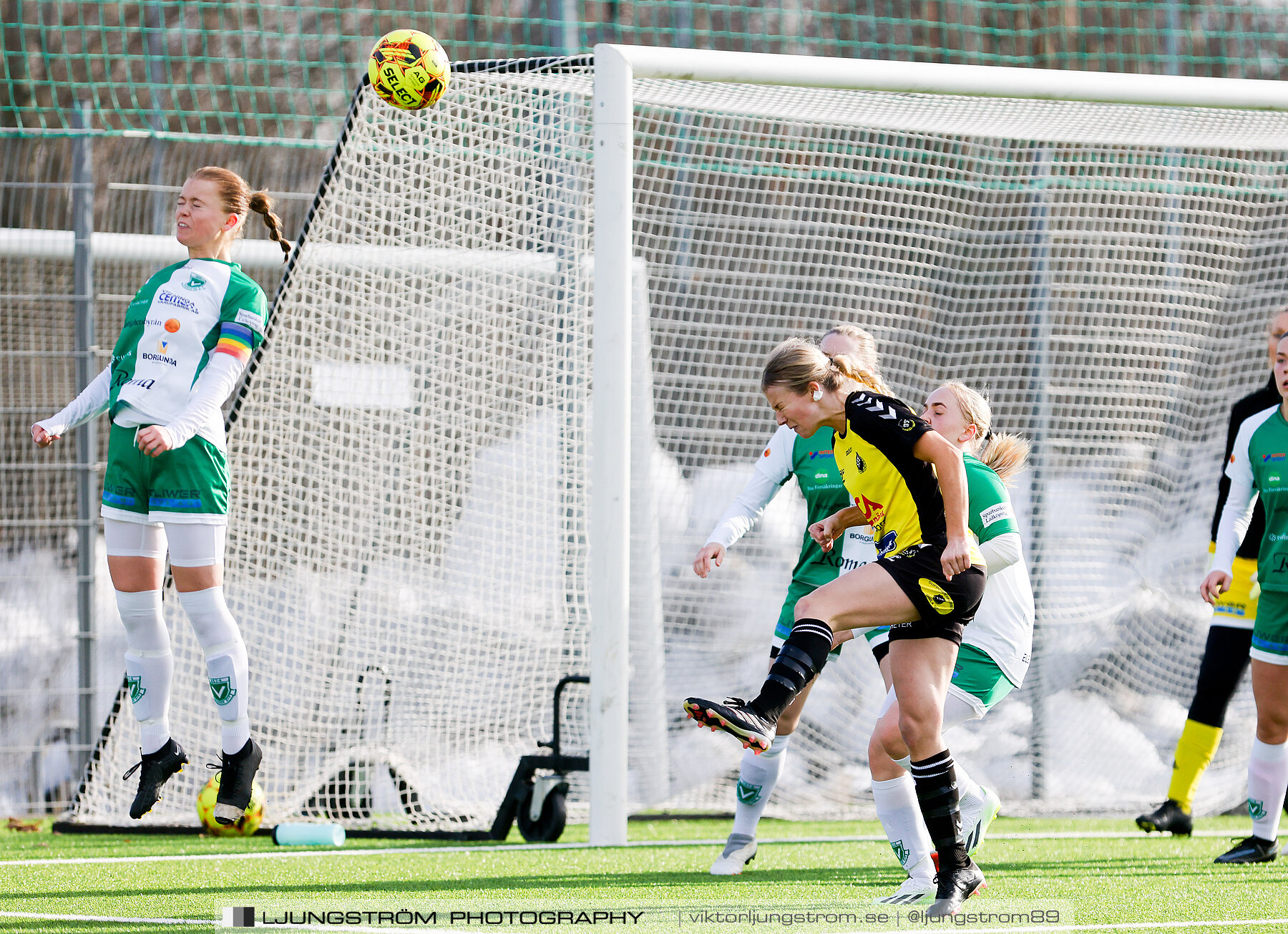 Träningsmatch Skultorps IF-Vinninga AIF 6-1,dam,Södermalms IP,Skövde,Sverige,Fotboll,,2024,331099