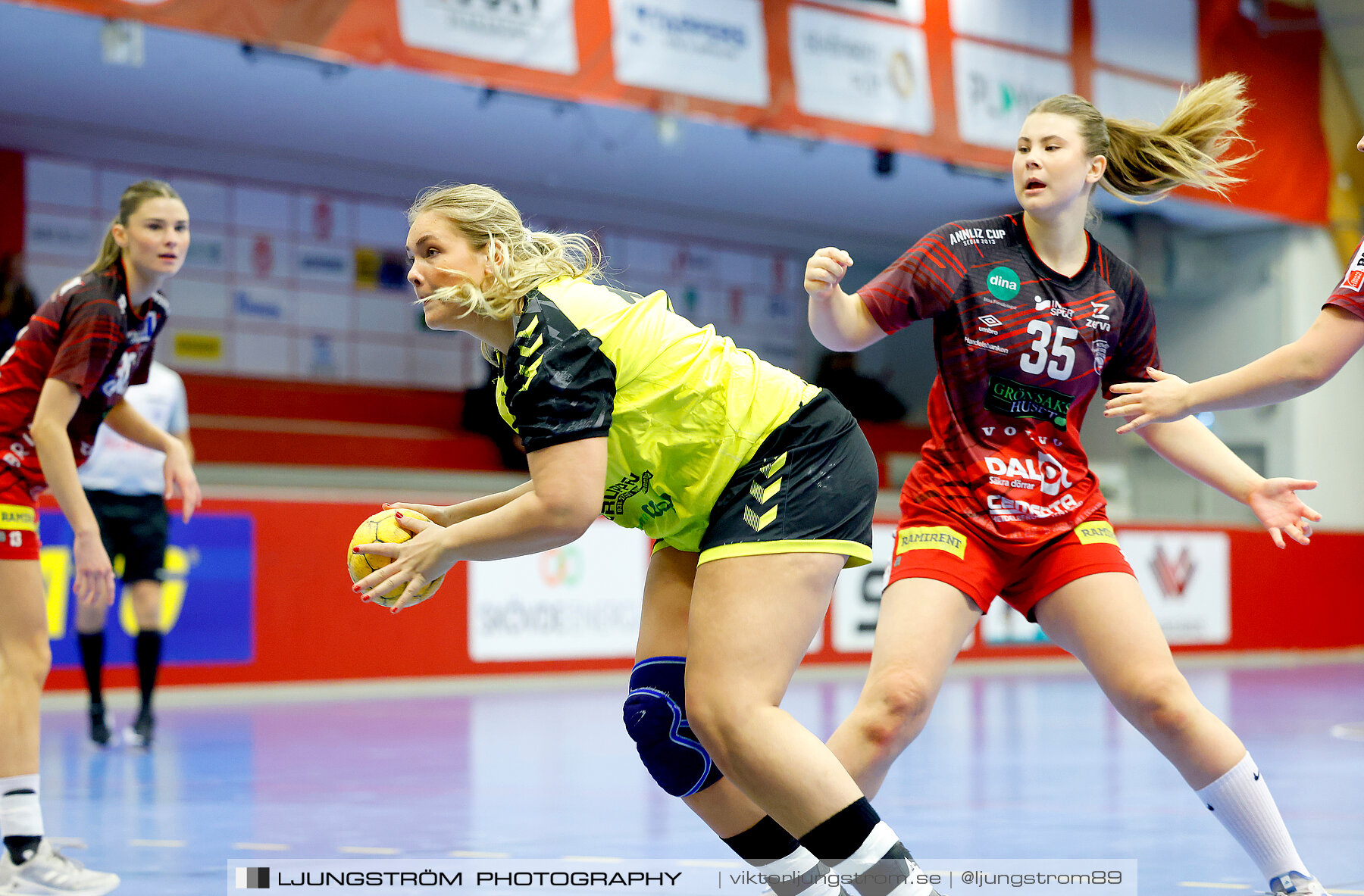 USM F18 Steg 4 Skövde HF-Kärra HF 13-23,dam,Skövde Idrottshall,Skövde,Sverige,Ungdoms-SM,Handboll,2024,331878