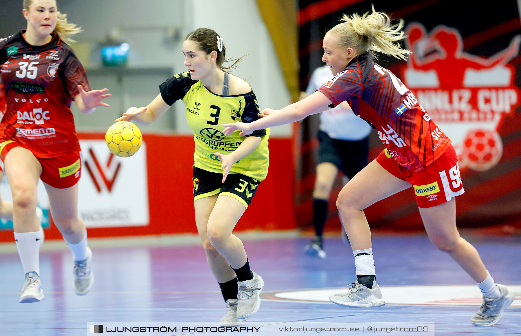 USM F18 Steg 4 Skövde HF-Kärra HF 13-23,dam,Skövde Idrottshall,Skövde,Sverige,Ungdoms-SM,Handboll,2024,331901