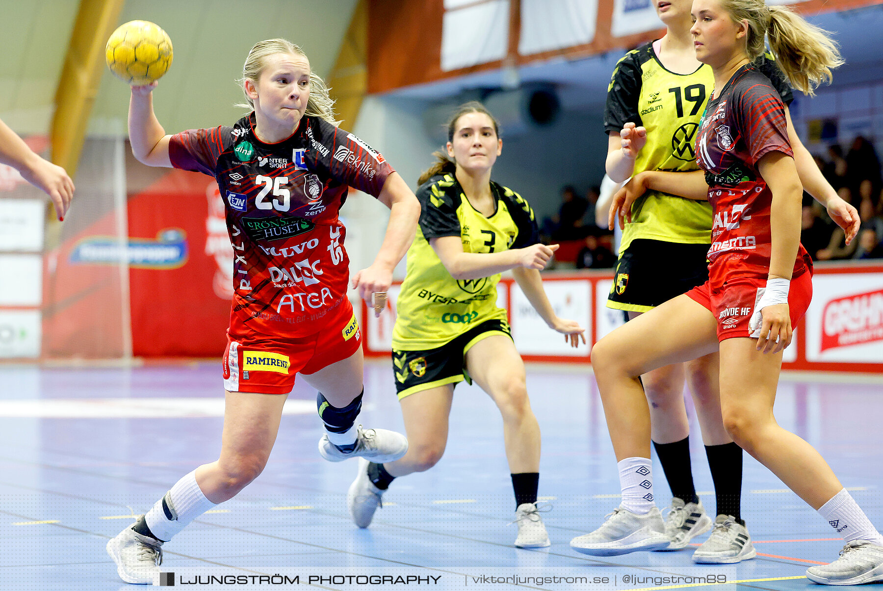 USM F18 Steg 4 Skövde HF-Kärra HF 13-23,dam,Skövde Idrottshall,Skövde,Sverige,Ungdoms-SM,Handboll,2024,332073