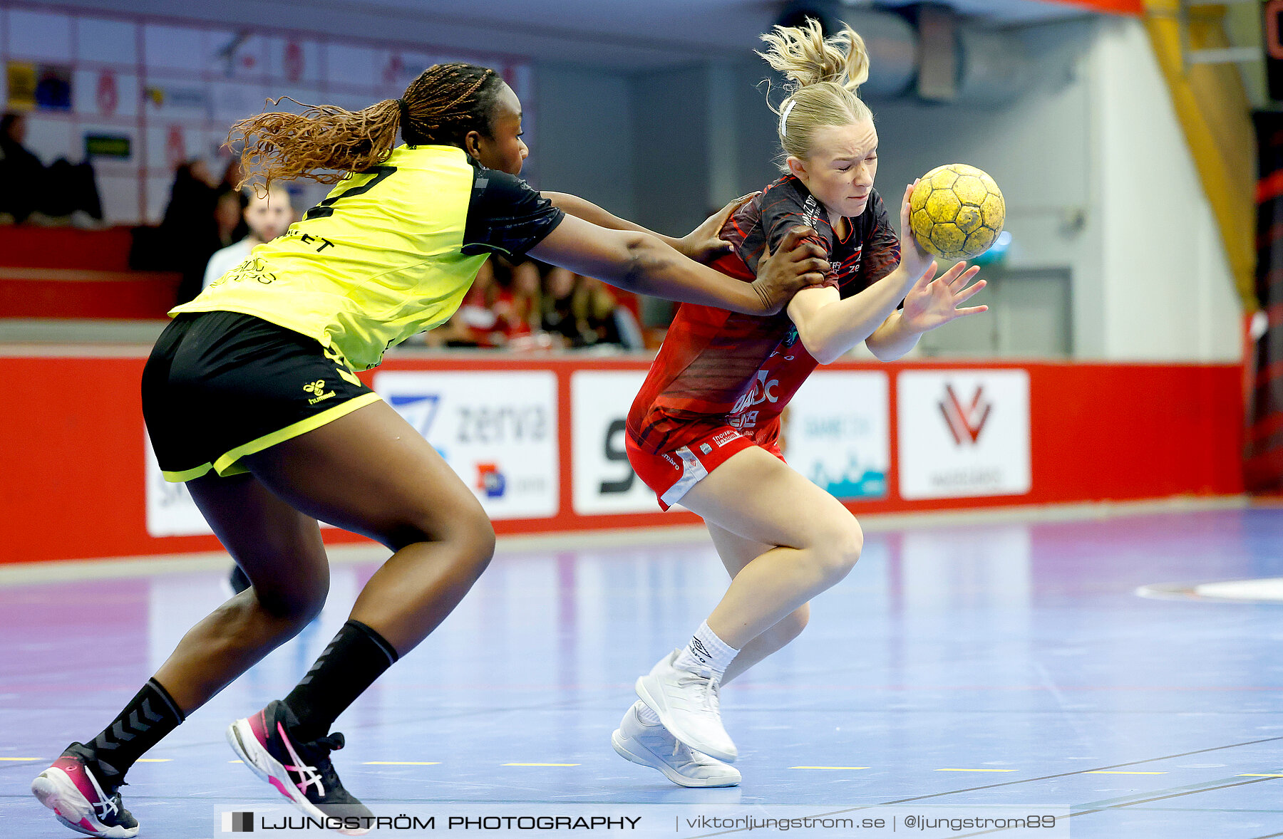 USM F18 Steg 4 Skövde HF-Kärra HF 13-23,dam,Skövde Idrottshall,Skövde,Sverige,Ungdoms-SM,Handboll,2024,332158
