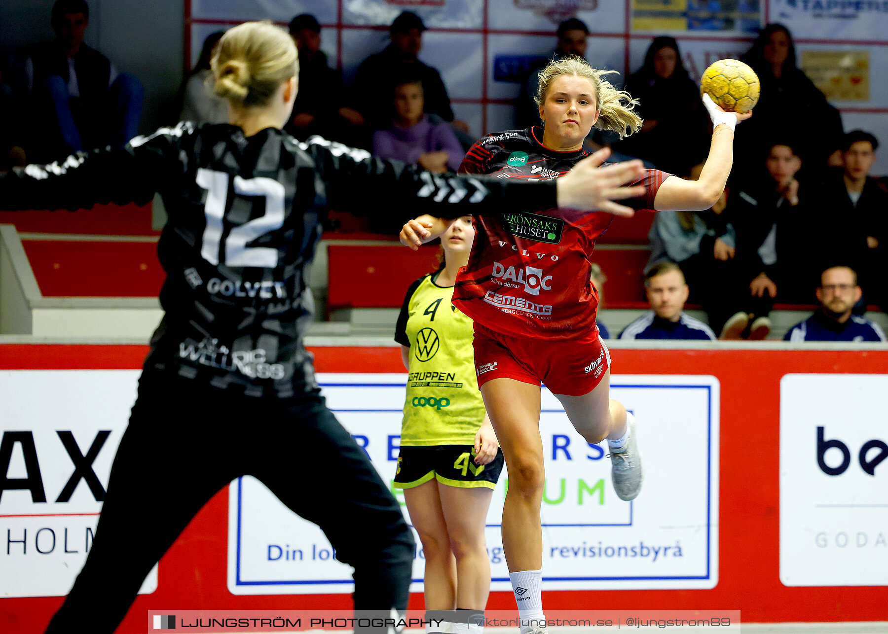 USM F18 Steg 4 Skövde HF-Kärra HF 13-23,dam,Skövde Idrottshall,Skövde,Sverige,Ungdoms-SM,Handboll,2024,332172