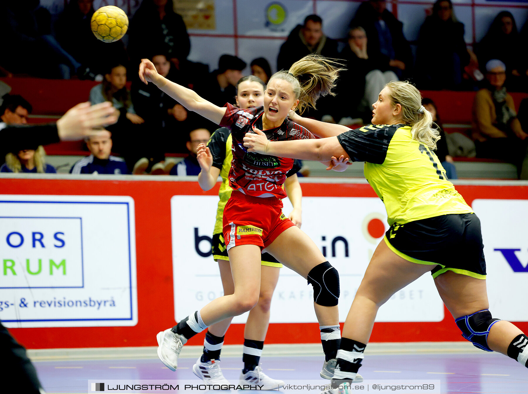 USM F18 Steg 4 Skövde HF-Kärra HF 13-23,dam,Skövde Idrottshall,Skövde,Sverige,Ungdoms-SM,Handboll,2024,332181