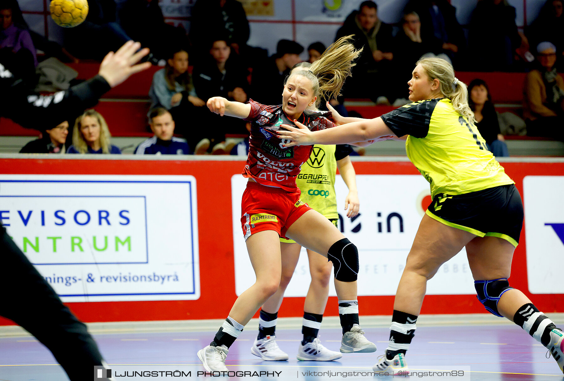 USM F18 Steg 4 Skövde HF-Kärra HF 13-23,dam,Skövde Idrottshall,Skövde,Sverige,Ungdoms-SM,Handboll,2024,332182