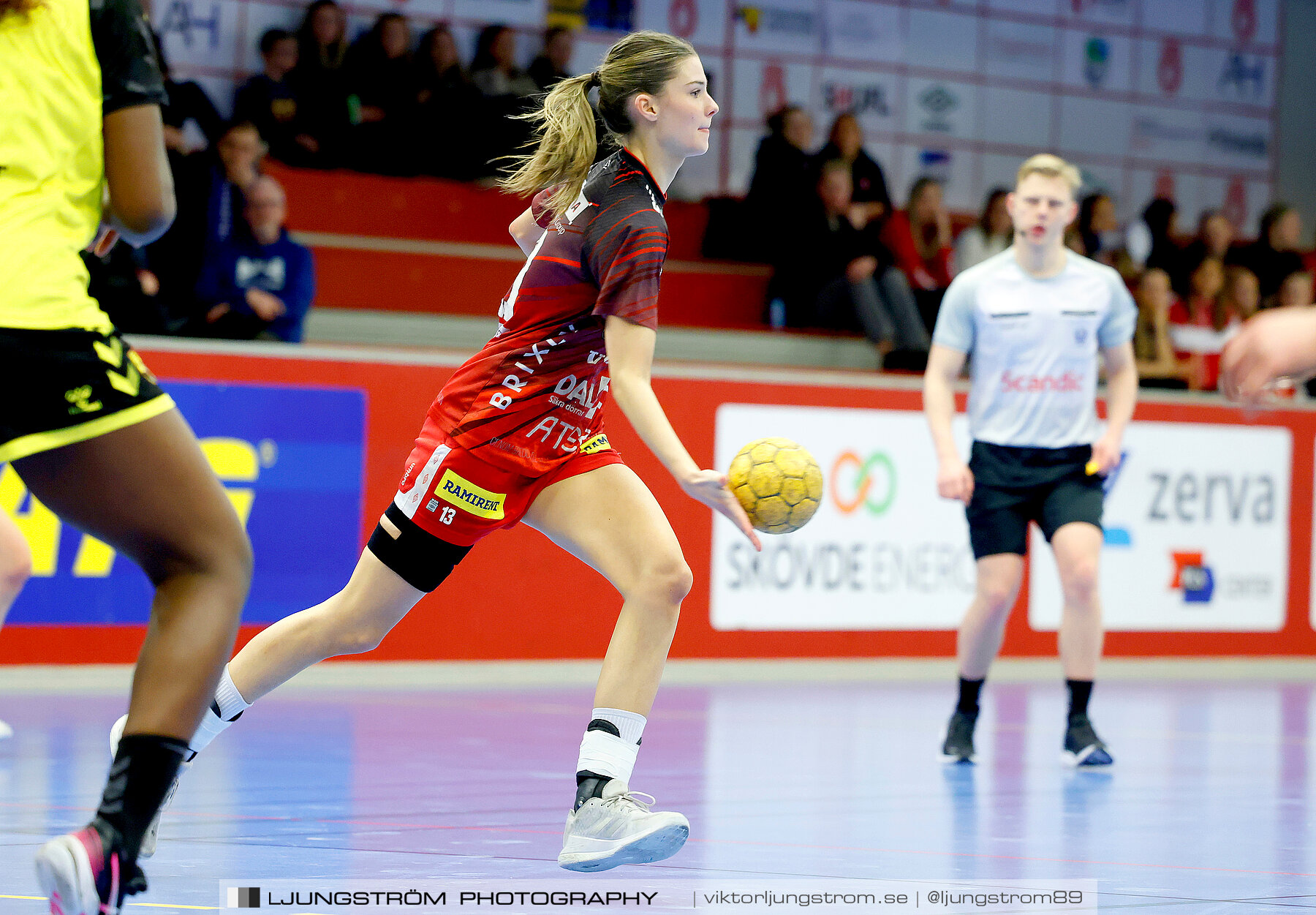 USM F18 Steg 4 Skövde HF-Kärra HF 13-23,dam,Skövde Idrottshall,Skövde,Sverige,Ungdoms-SM,Handboll,2024,332193