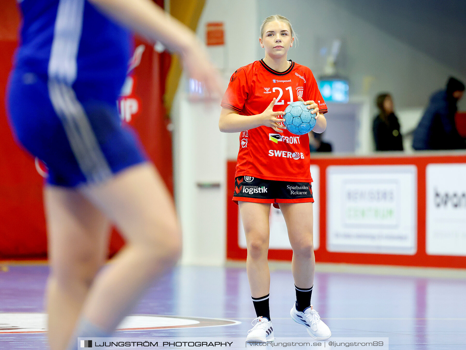 USM F18 Steg 4 Eskilstuna Guif IF-Huddinge HK 18-22,dam,Skövde Idrottshall,Skövde,Sverige,Ungdoms-SM,Handboll,2024,332291