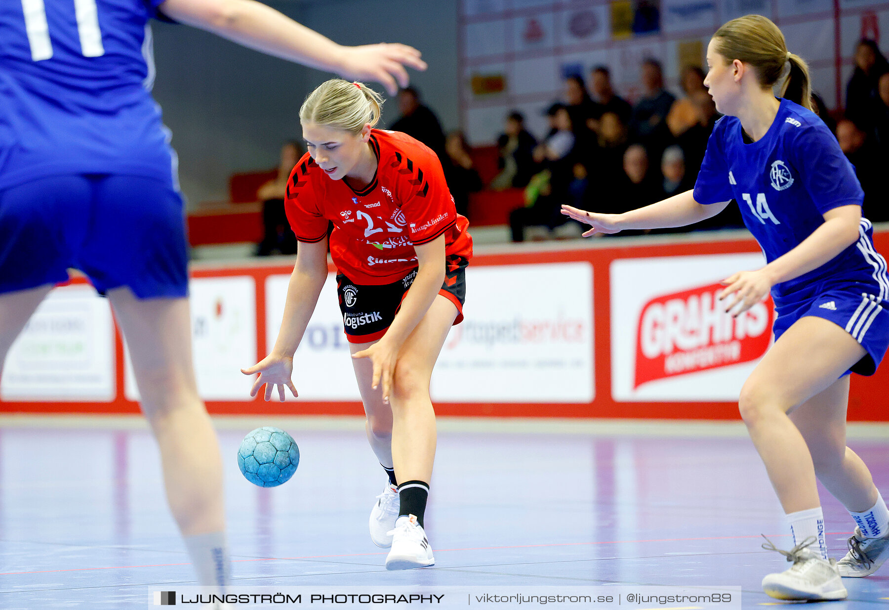 USM F18 Steg 4 Eskilstuna Guif IF-Huddinge HK 18-22,dam,Skövde Idrottshall,Skövde,Sverige,Ungdoms-SM,Handboll,2024,332322