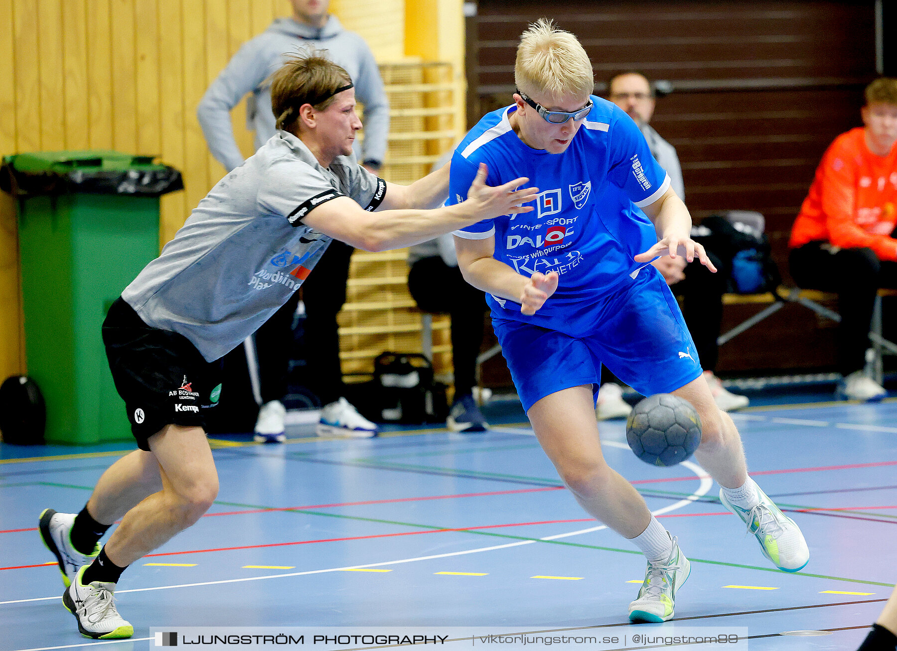 HK Skövde-HK Lidköping 38-27,herr,Arena Skövde,Skövde,Sverige,Handboll,,2024,332460
