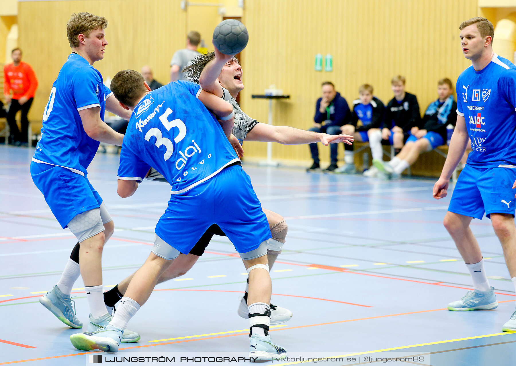 HK Skövde-HK Lidköping 38-27,herr,Arena Skövde,Skövde,Sverige,Handboll,,2024,332506