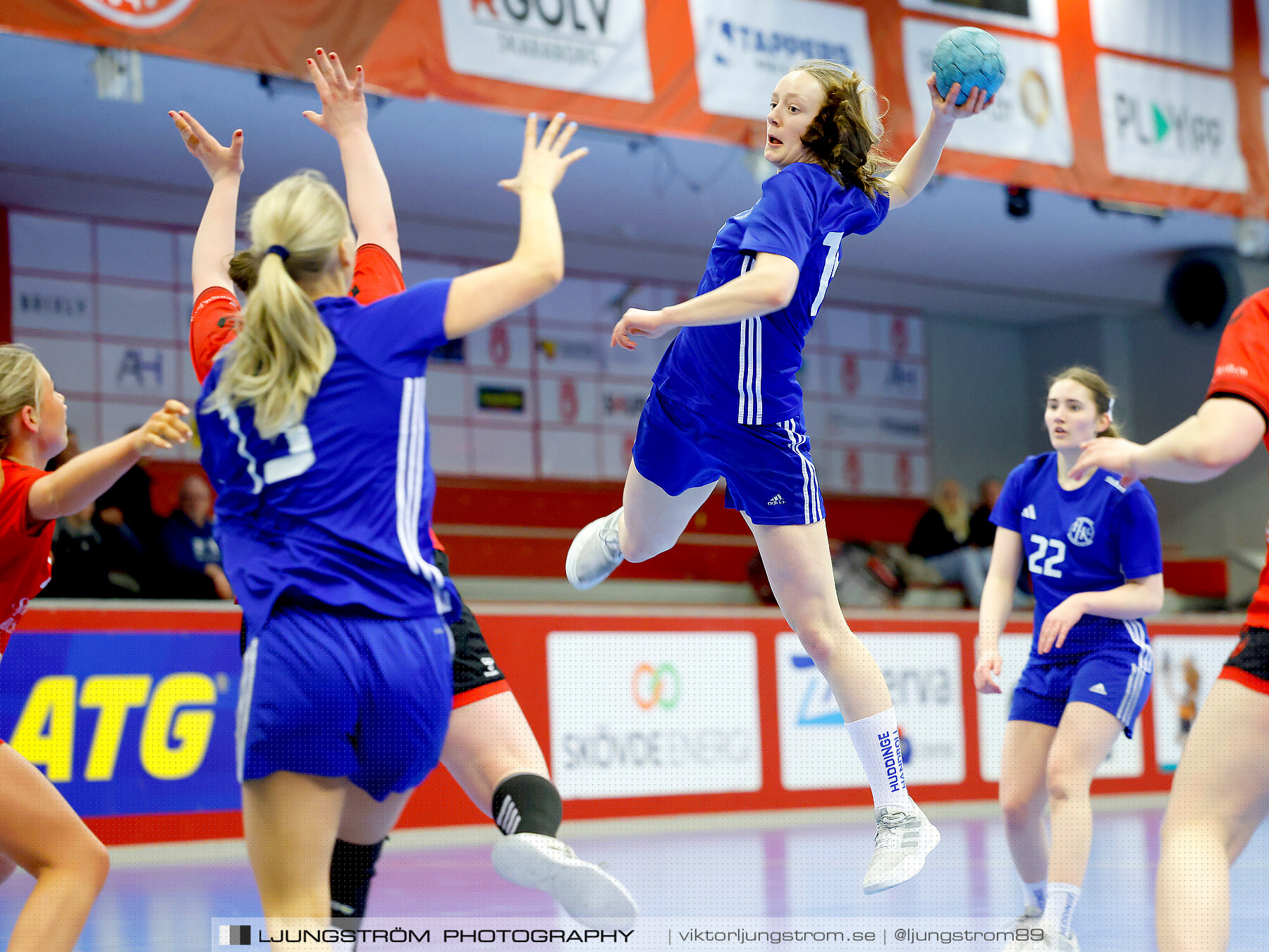 USM F18 Steg 4 Eskilstuna Guif IF-Huddinge HK 18-22,dam,Skövde Idrottshall,Skövde,Sverige,Ungdoms-SM,Handboll,2024,332603