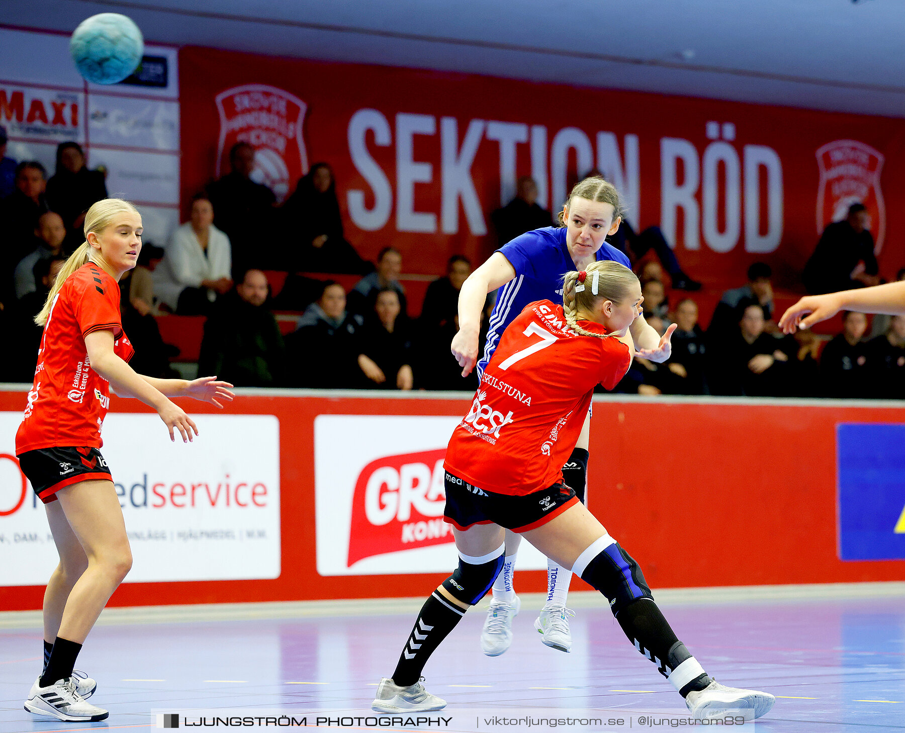 USM F18 Steg 4 Eskilstuna Guif IF-Huddinge HK 18-22,dam,Skövde Idrottshall,Skövde,Sverige,Ungdoms-SM,Handboll,2024,332612