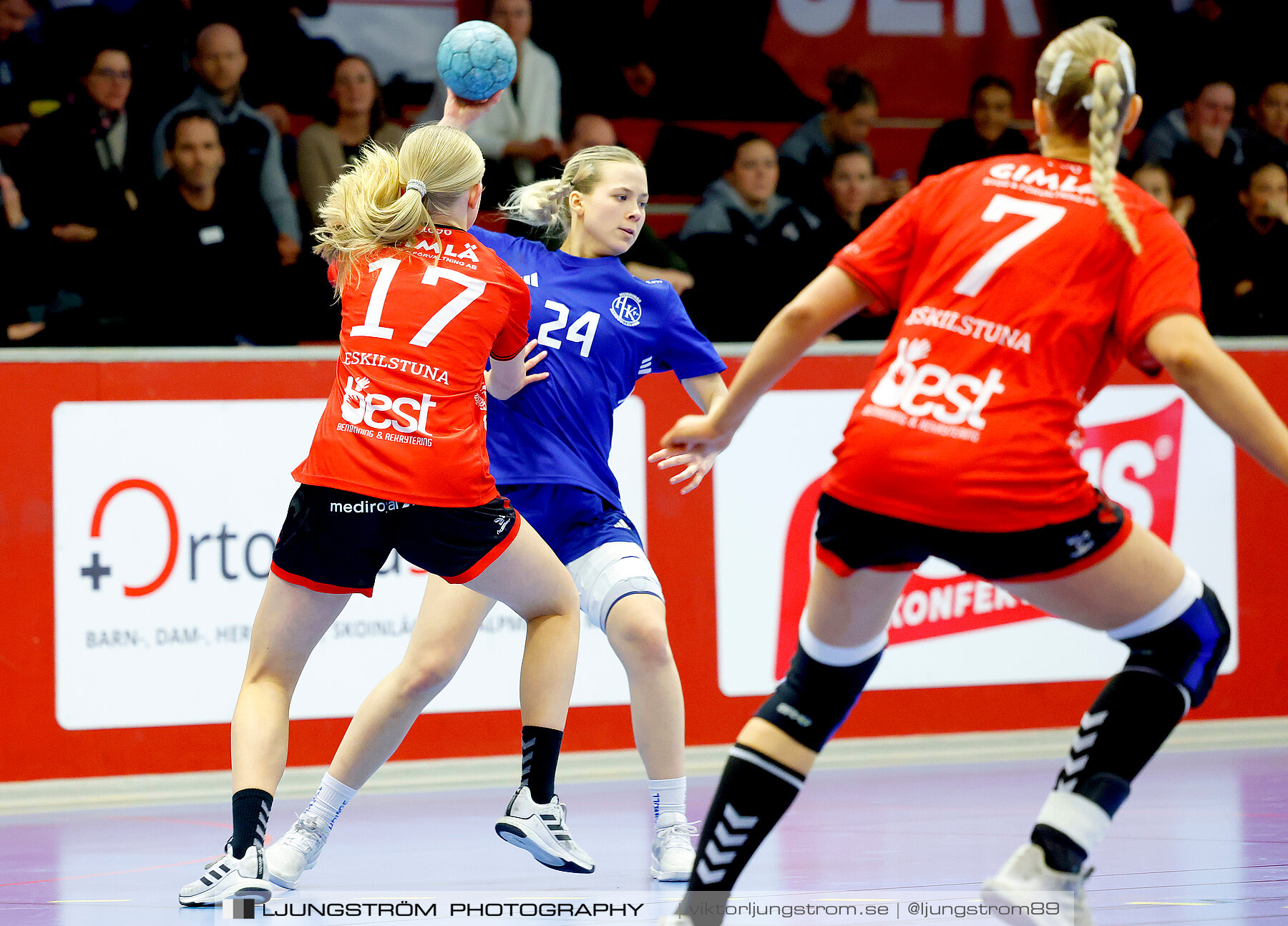 USM F18 Steg 4 Eskilstuna Guif IF-Huddinge HK 18-22,dam,Skövde Idrottshall,Skövde,Sverige,Ungdoms-SM,Handboll,2024,332626