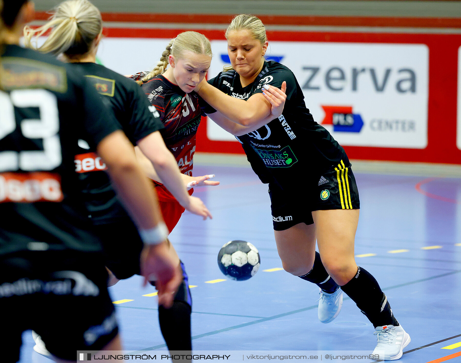 Skövde HF F19-IK Sävehof 2 F19 25-24,dam,Skövde Idrottshall,Skövde,Sverige,Handboll,,2024,334084