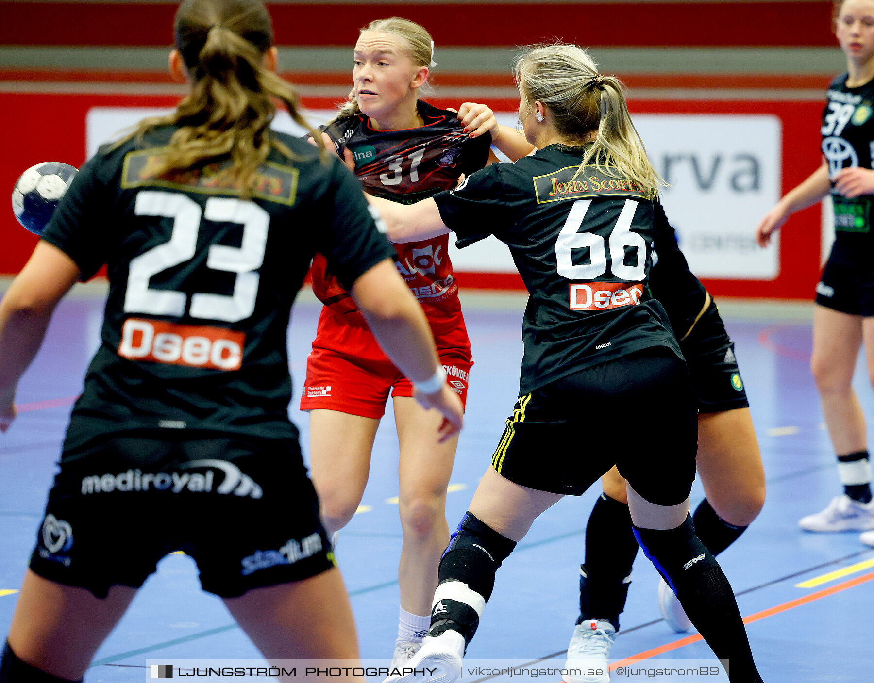 Skövde HF F19-IK Sävehof 2 F19 25-24,dam,Skövde Idrottshall,Skövde,Sverige,Handboll,,2024,334085
