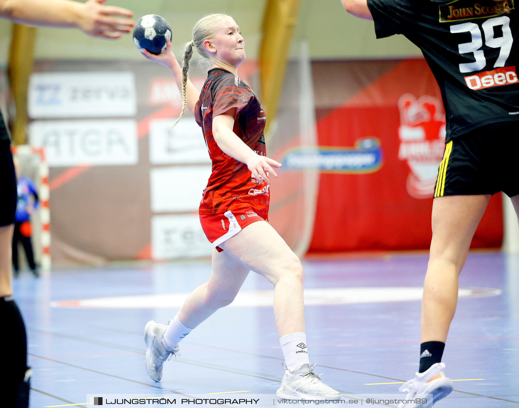Skövde HF F19-IK Sävehof 2 F19 25-24,dam,Skövde Idrottshall,Skövde,Sverige,Handboll,,2024,334087