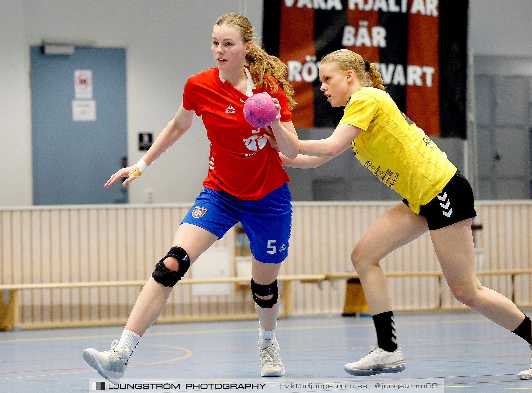 USM F14 Steg 4A IK Bolton-Täby HBK 15-32,dam,Kavelbro Arena,Skövde,Sverige,Ungdoms-SM,Handboll,2024,334112