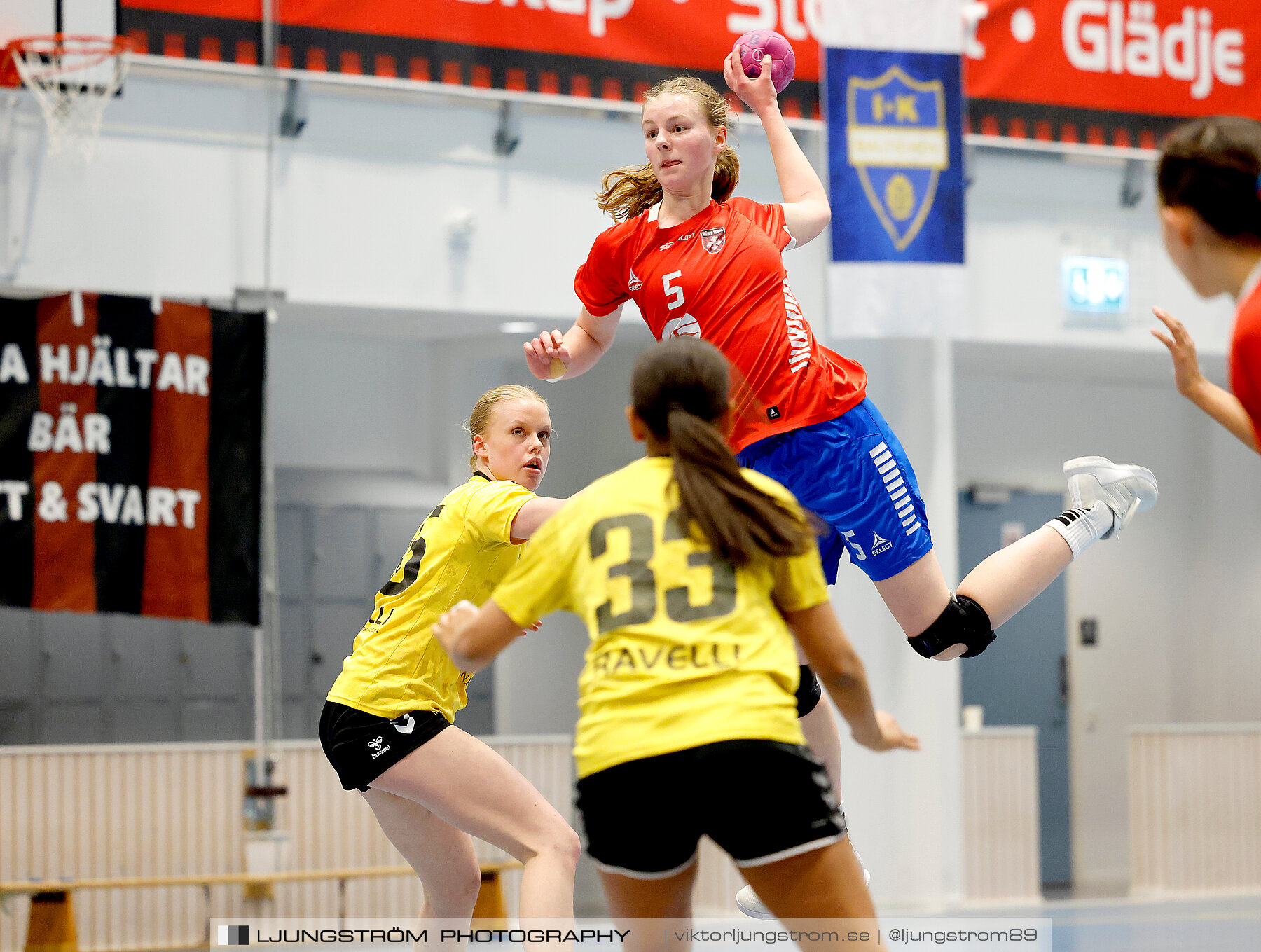 USM F14 Steg 4A IK Bolton-Täby HBK 15-32,dam,Kavelbro Arena,Skövde,Sverige,Ungdoms-SM,Handboll,2024,334128