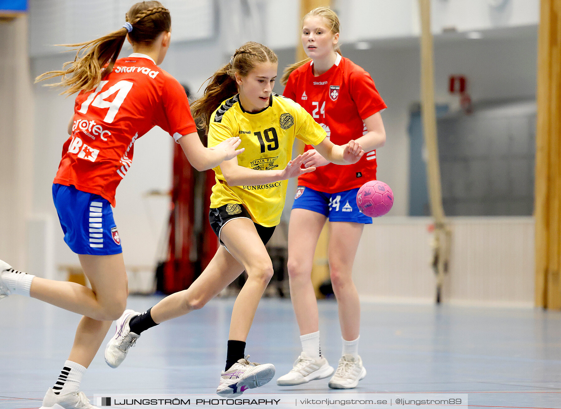 USM F14 Steg 4A IK Bolton-Täby HBK 15-32,dam,Kavelbro Arena,Skövde,Sverige,Ungdoms-SM,Handboll,2024,334185