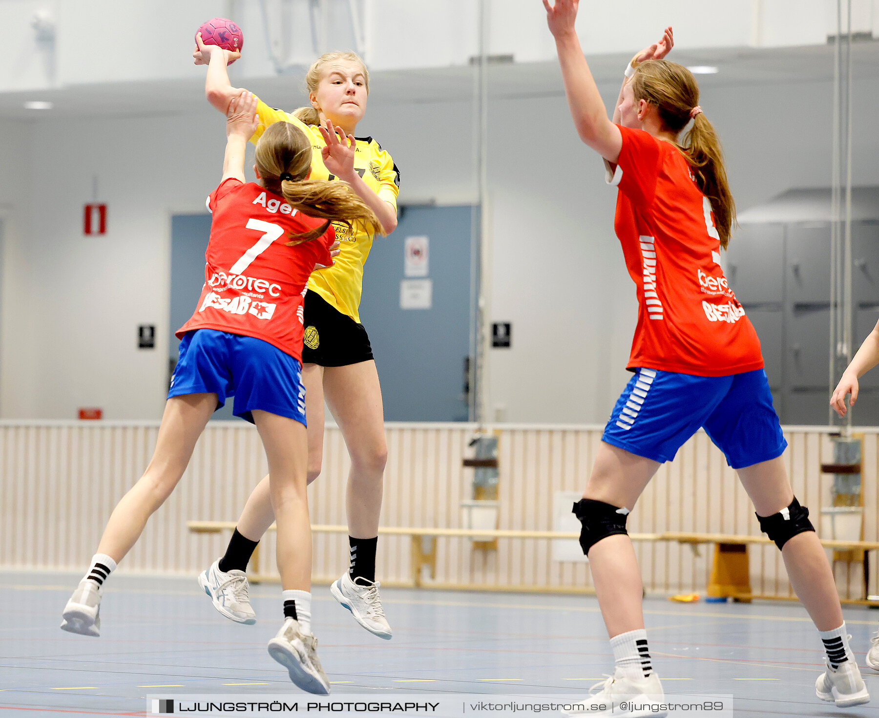 USM F14 Steg 4A IK Bolton-Täby HBK 15-32,dam,Kavelbro Arena,Skövde,Sverige,Ungdoms-SM,Handboll,2024,334197