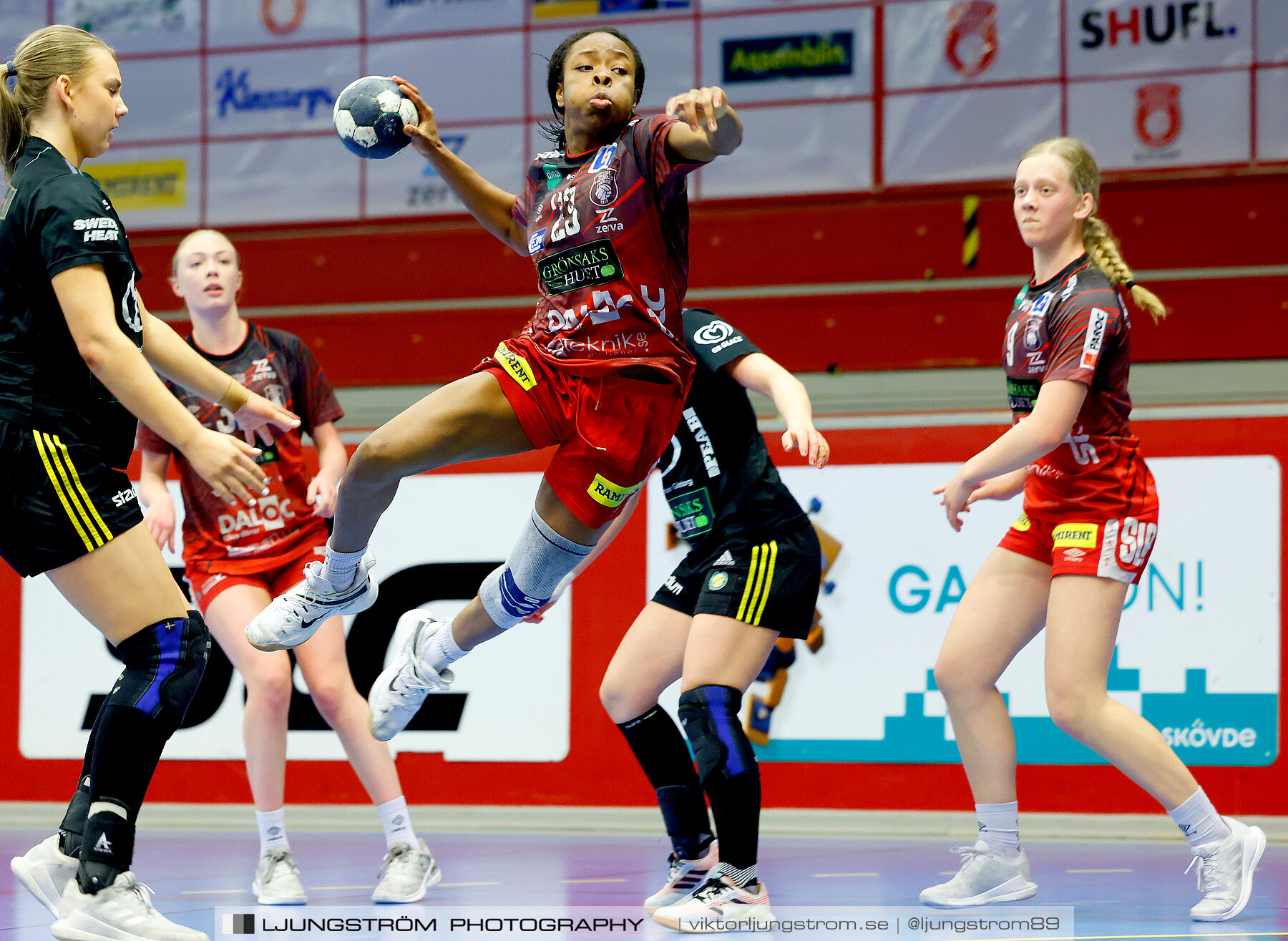 Skövde HF F19-IK Sävehof 2 F19 25-24,dam,Skövde Idrottshall,Skövde,Sverige,Handboll,,2024,334225